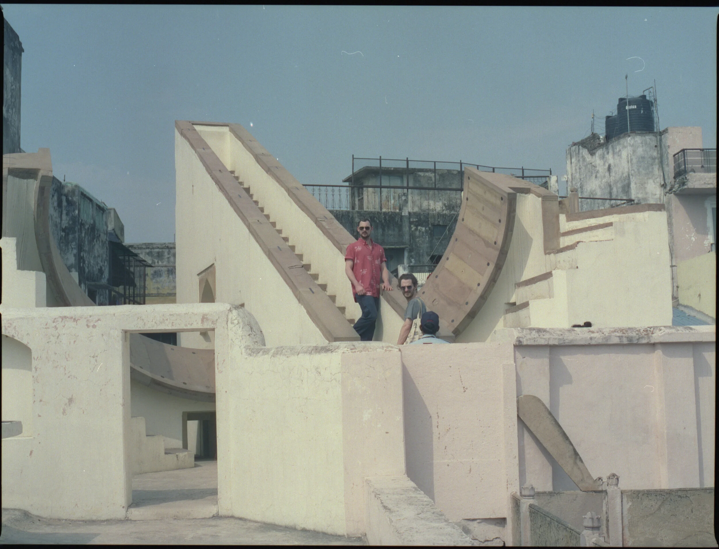 Varanasi_Cinestill800_016.jpg