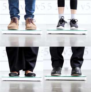 brady-bunch-feet.png