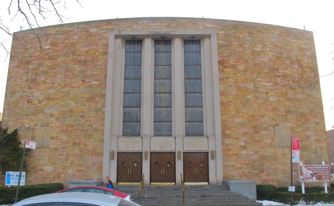 Forest Hills Jewish Center. Photo by author.