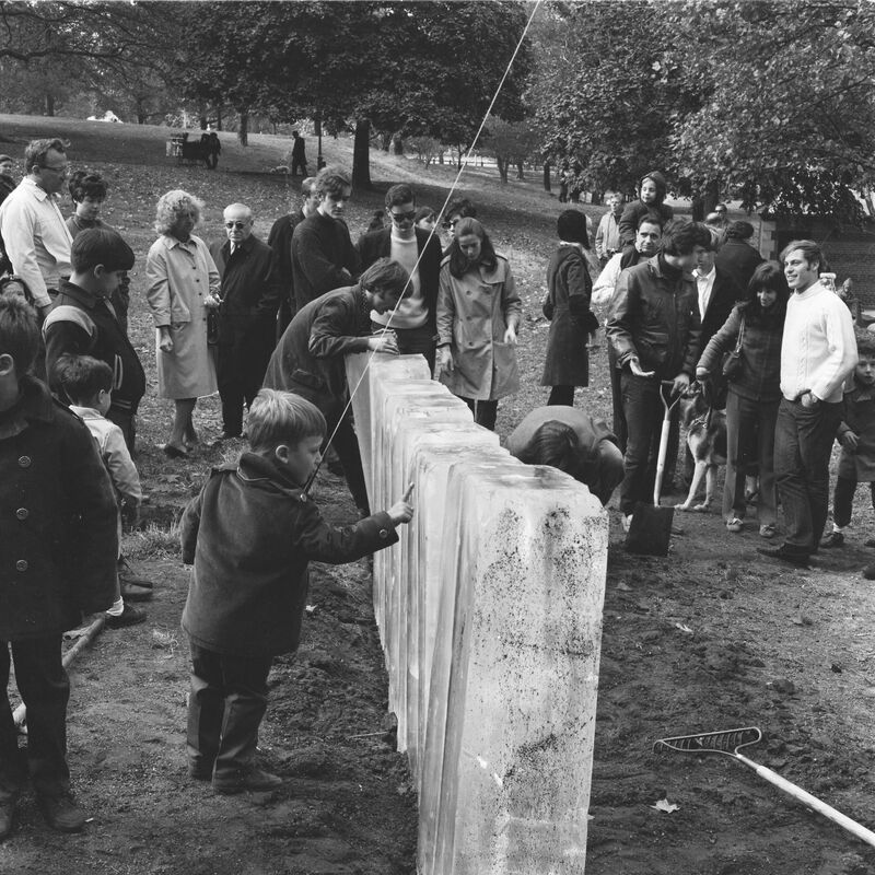  Kinetic Environment II, October 29, 1967. Artist Willoughby Sharp organized Kinetic Environment II, the second festival in Central Park that featured temporary installations with materials such as fog, ice, bubbles, and balloons with which the publi