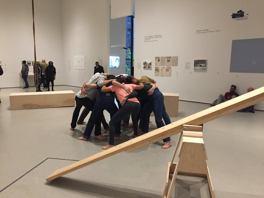 Simone Forti, “Huddle” performed in the gallery. Photo by author.