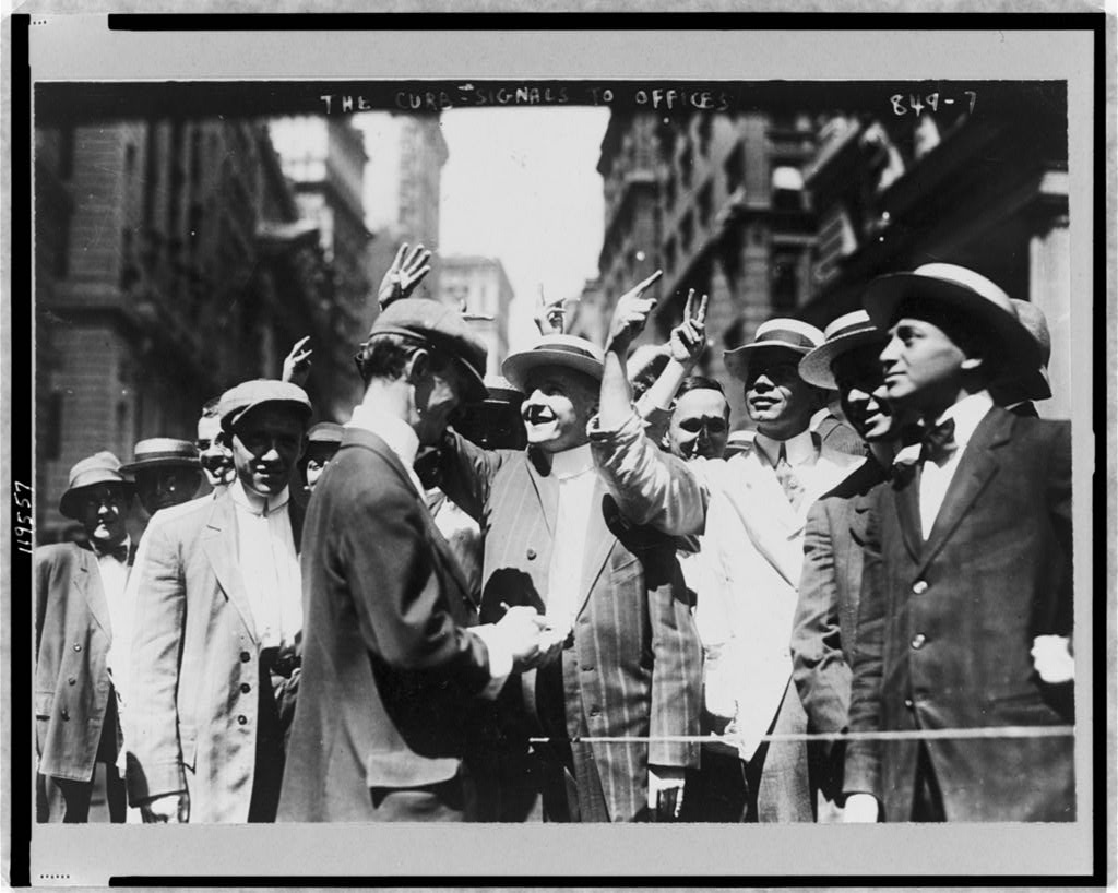 Brokers signaling to the windows. Image courtesy of the Library of Congress.