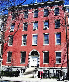 20 Washington Square North (as it appears today), where Julie lived from 1909-1935, and held the dinner parties described in this series
