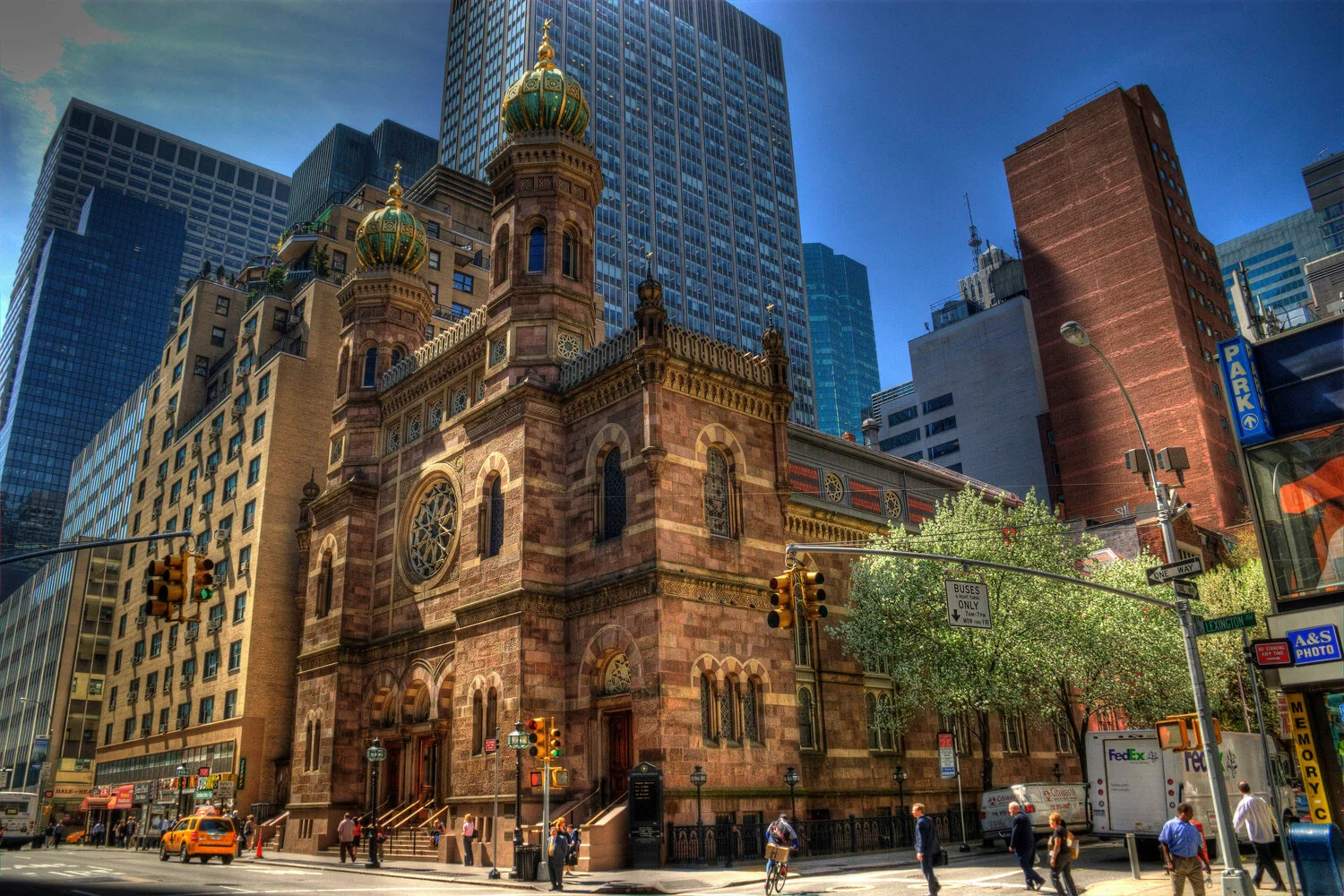 Season 2, Episode 6: Central Synagogue