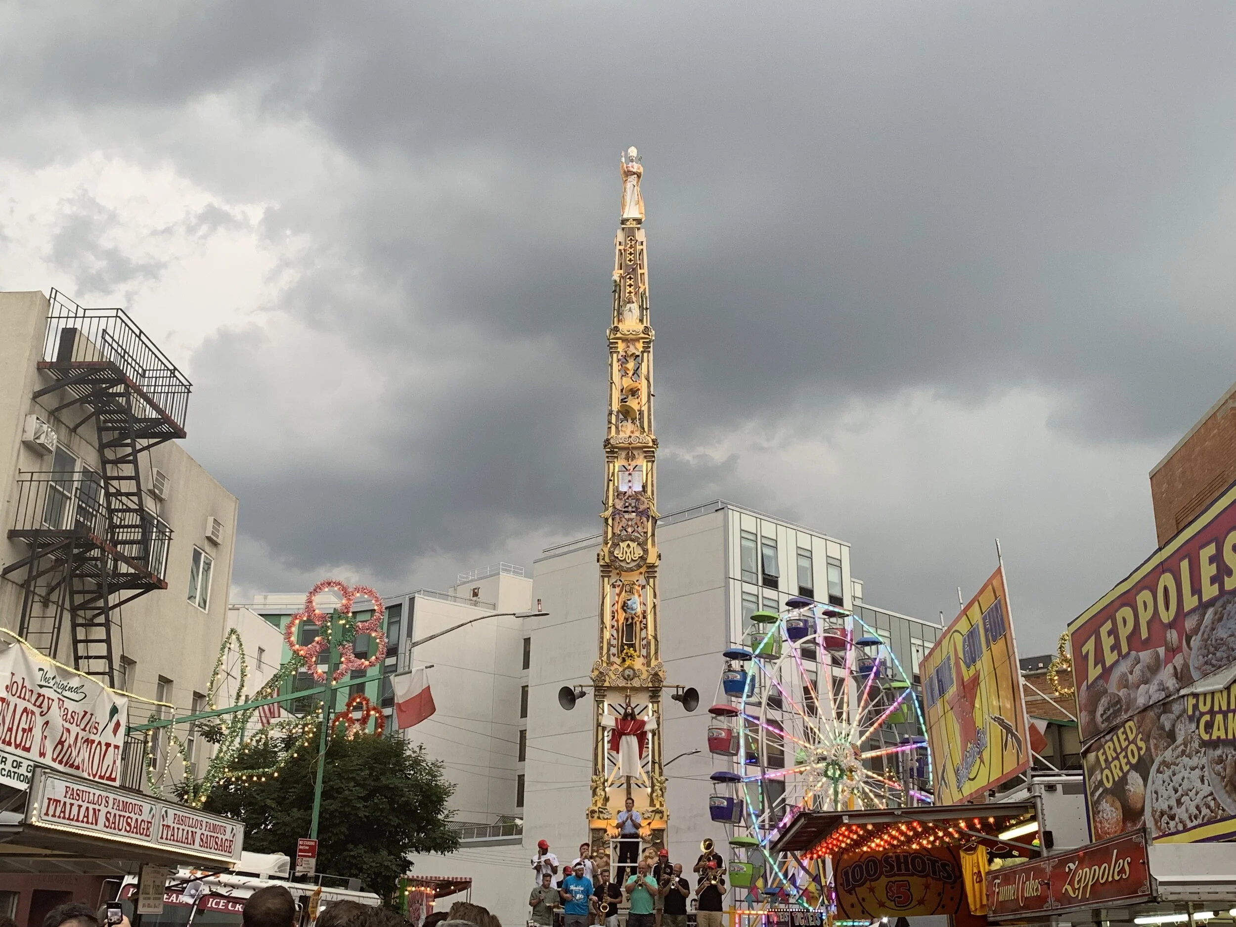 Authentic Survivors: Religion and Gentrification in Williamsburg, Brooklyn