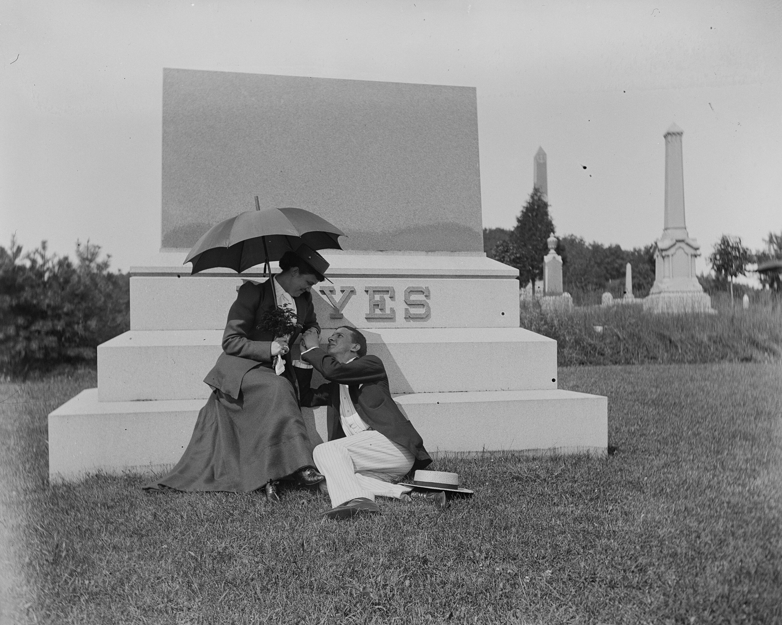   Tombstone Trude &amp; Mr. Hopper ‘yes”  Collection of Historic Richmond Town, 50.015.6334 