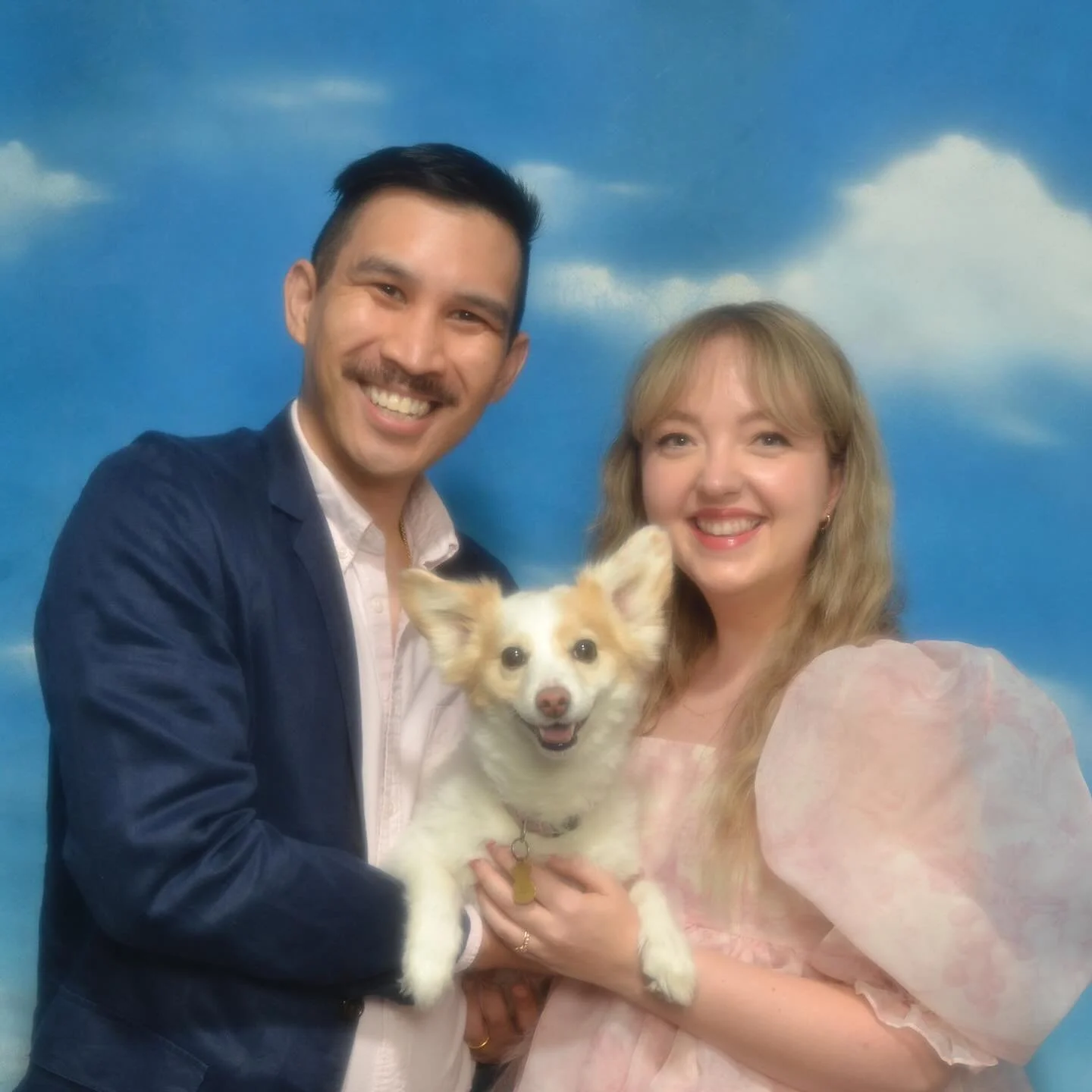 It&rsquo;s Luna&rsquo;s birthday today, so why not share some silly photos we took a couple months ago? I always wanted to get portraits done at Tom&rsquo;s, and I highly recommend going if you&rsquo;re interested! 📸✨