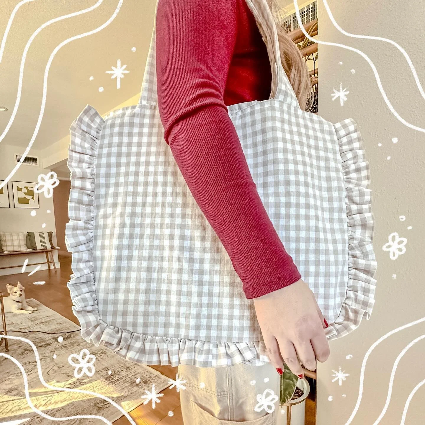 I signed up for a local sewing class, and my first project is ✅complete!✅ I knew I wanted to make a tote bag, and I couldn&rsquo;t resist this frilly design. I think I&rsquo;d like to tackle a simple dress next! 
.
.
.
#diy #tote #totebag #bag #sewin