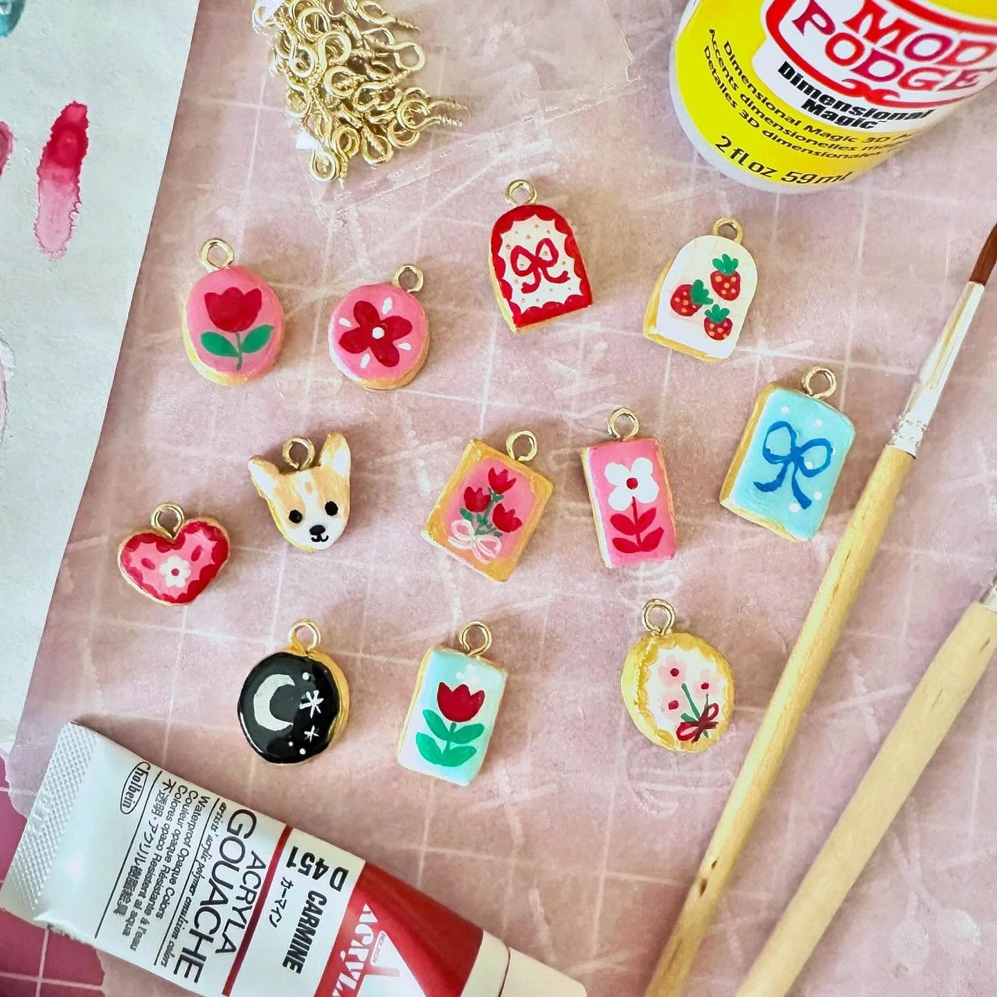 Made some little clay charms! Of course I had to sneak a little Luna in there 🐾 I&rsquo;m still testing different materials, but I&rsquo;ve been having fun making my own jewelry ✨
.
.
.
🏷️ #clay #pendant #jewelry #charms #necklaces #diy
