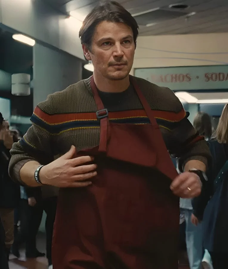 Trap-Josh-Hartnett-Sweater.jpg