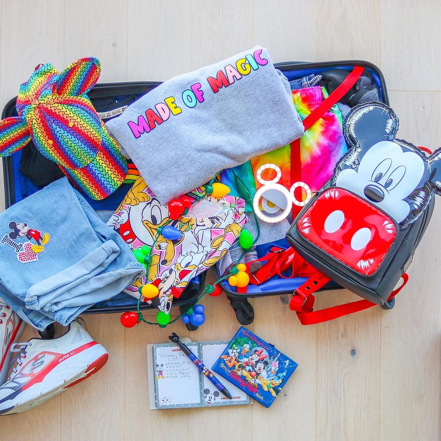 ✨Today is the day!! All prepared, pack and ready to go on a magical road-trip to the most magical place on earth @waltdisneyworld 

On the blog I&rsquo;m sharing my top 3 essentials Disney must-haves to help you pack for your next Disney trip!🧳✨

Ge