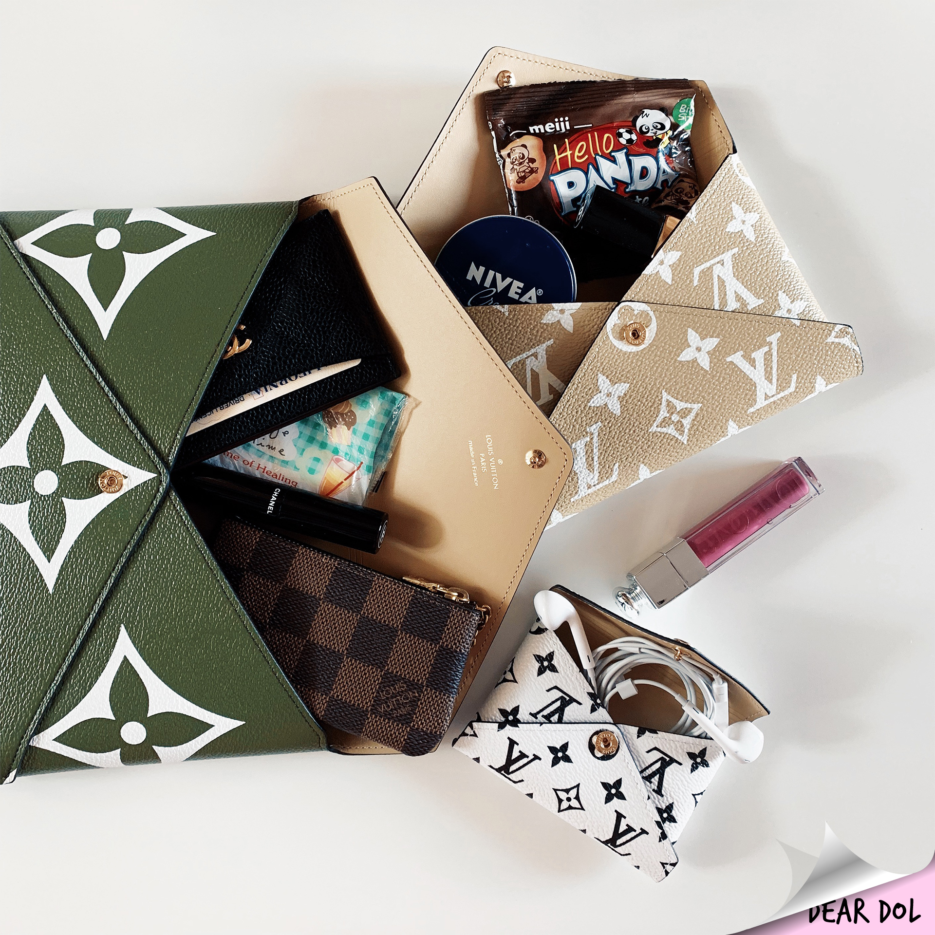 LOUIS VUITTON KIRIGAMI POCHETTE: Review, What Fits & 11 Ways to Use Them,  How to Wear It As A Bag 