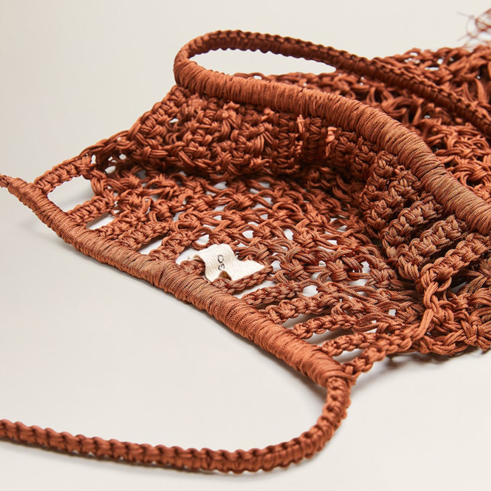 MANGO Fringed crochet bag