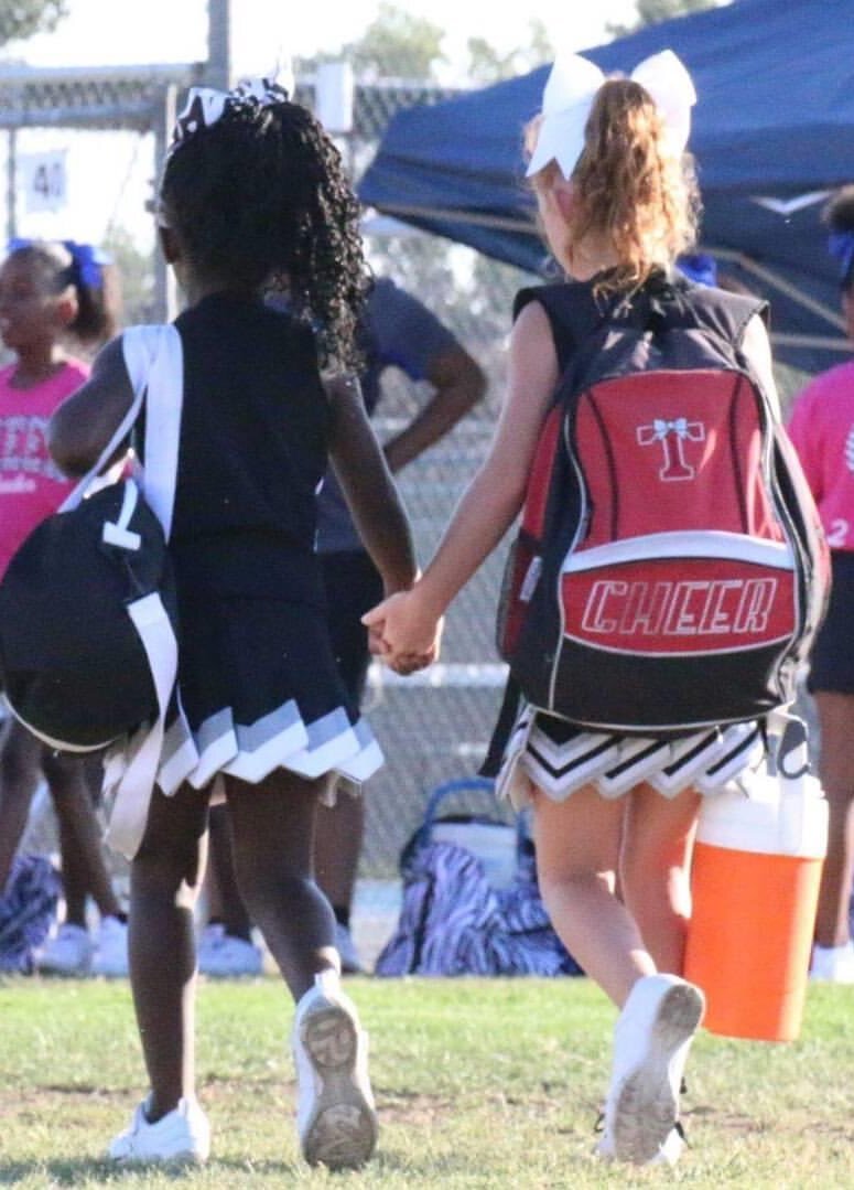 black-and-white-cheerleaders.jpeg