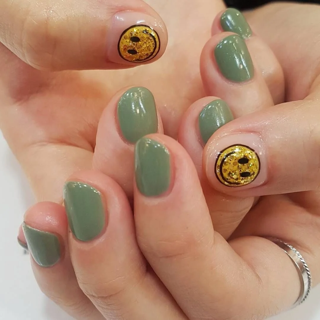 20-green-nail-design-ideas-to-get-you-ready-for-spring-20-DEARDOL.jpeg