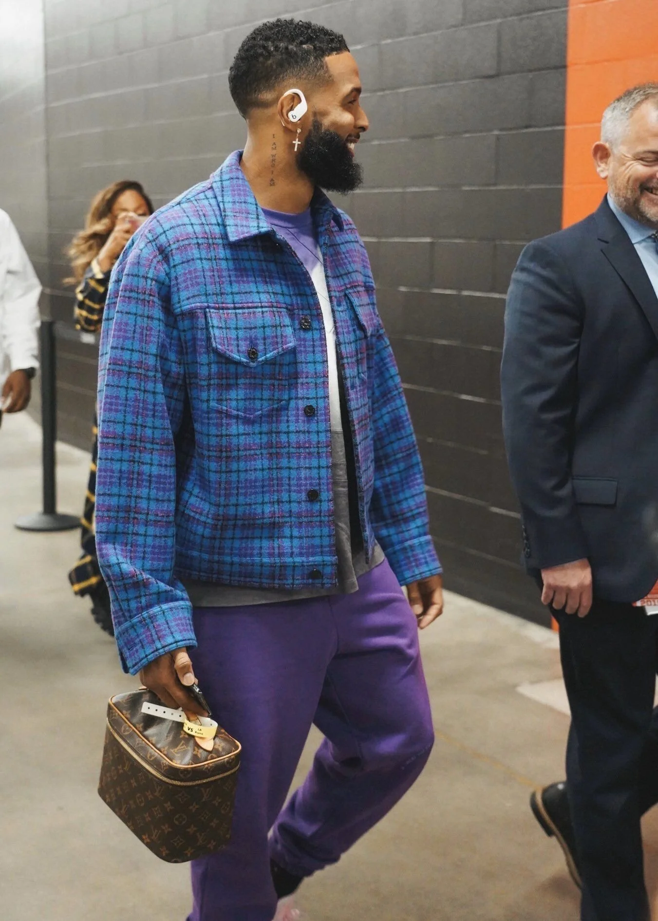 15 Bag Styling Ideas by Men Who Pass the Vibe Check — Dear Dol