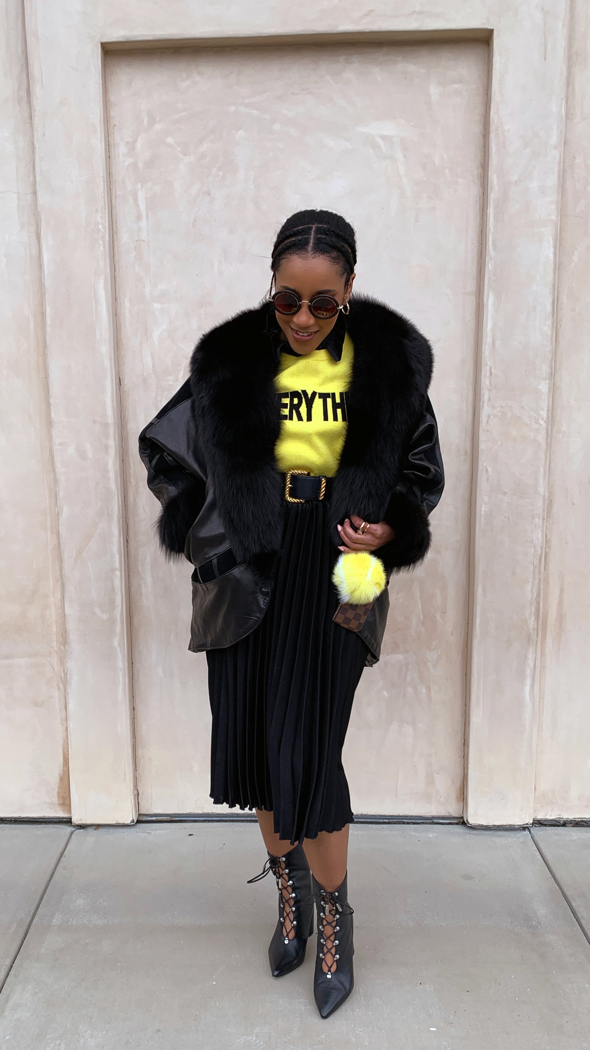 Black-and-Yellow-Outfit-Ideas-9-deardol.JPG