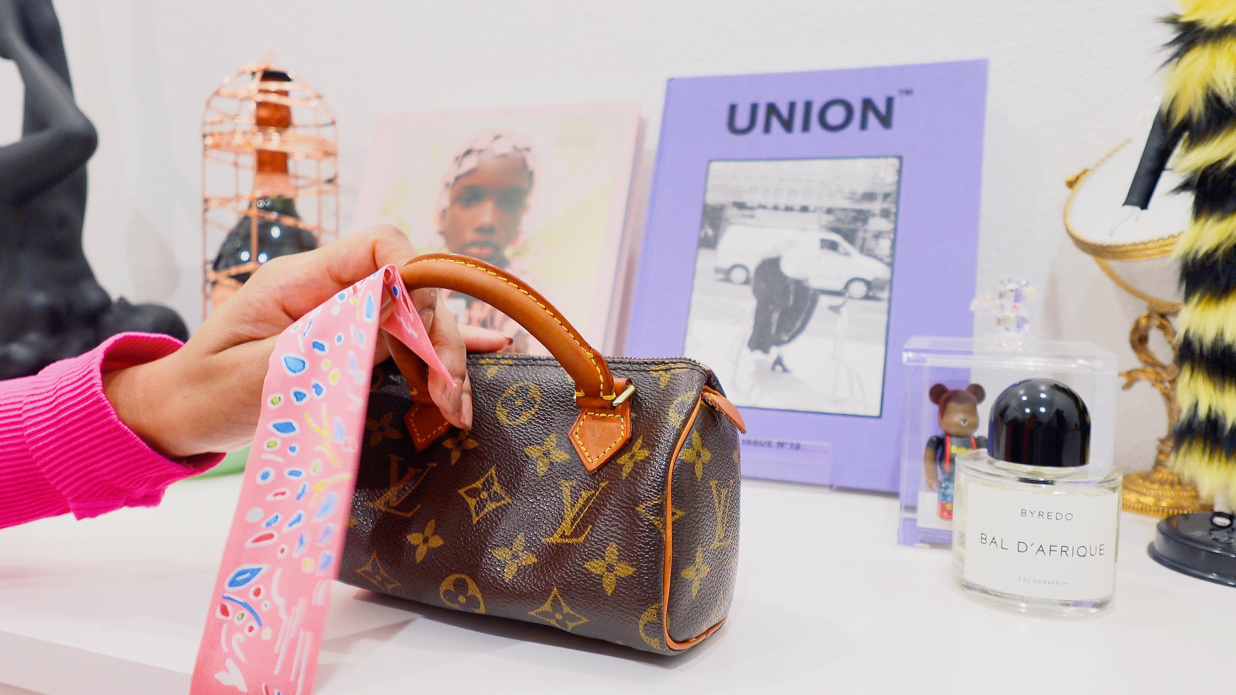 Louis Vuitton Speedy Mini HL Bag: What Fits? Styling Ideas and Mod Shots —  Dear Dol