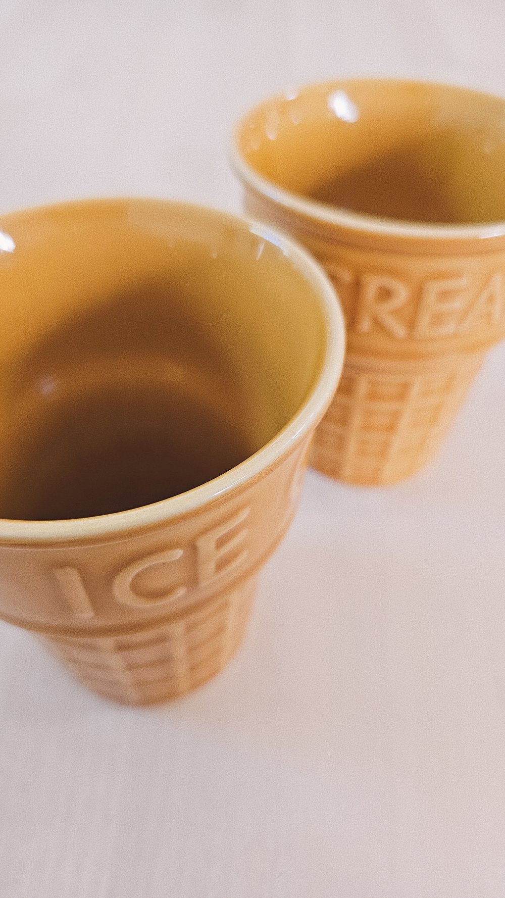 Ice cream cone ceramic cups