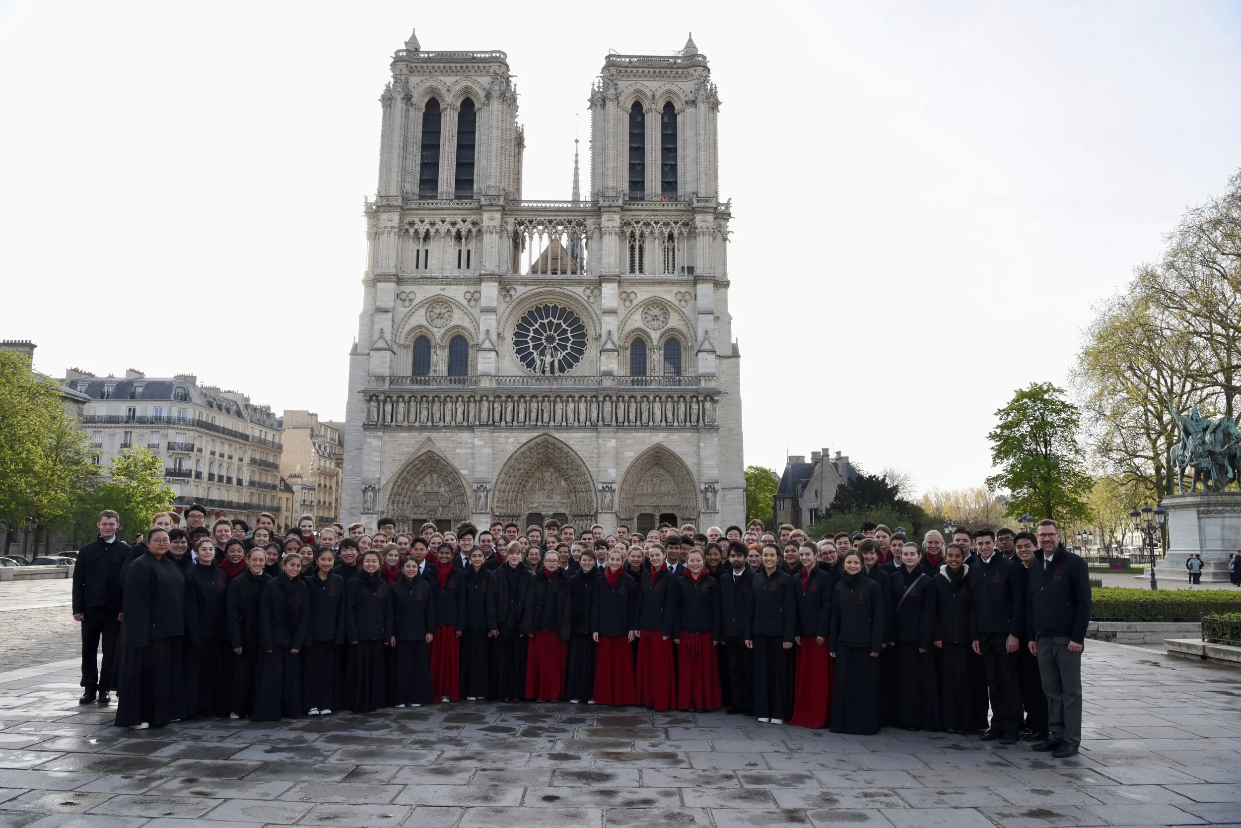 LCHS Choral Artists just before their concert in Notre Dame on April 5, 2019.