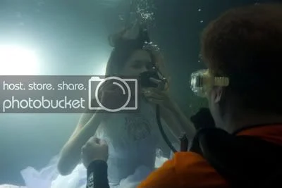 underwater2-1.jpg