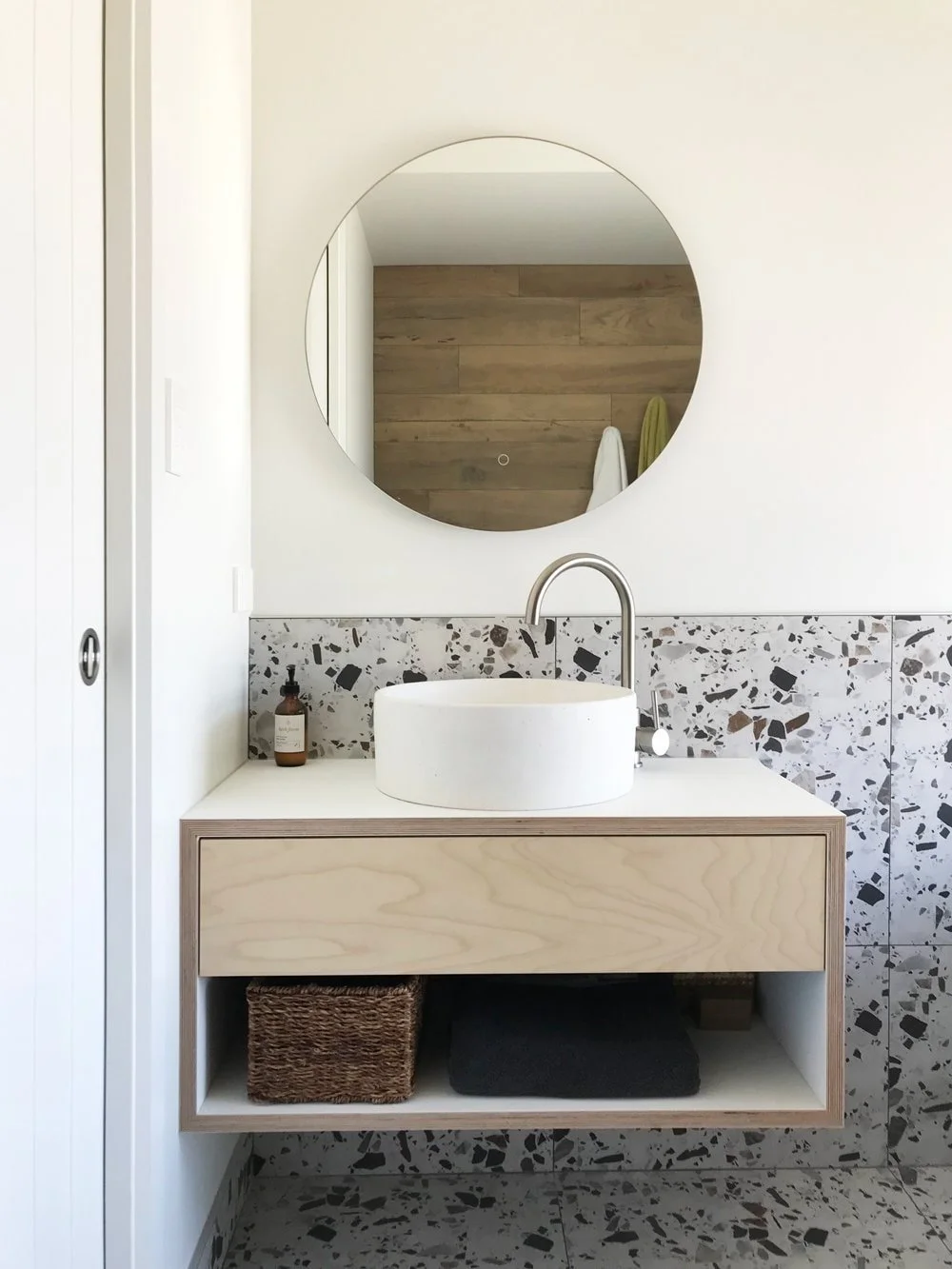 A closer look at Eco-Friendly Furniture Frame Materials