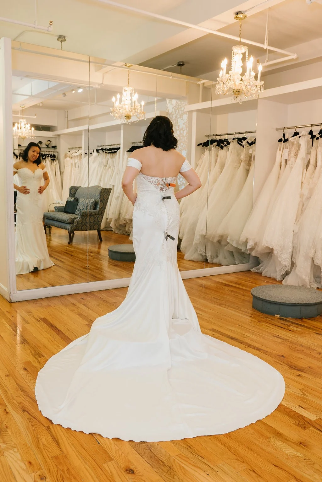 Bridal Shops The Loft Wedding Dresses Loft Wedding Dress Sales