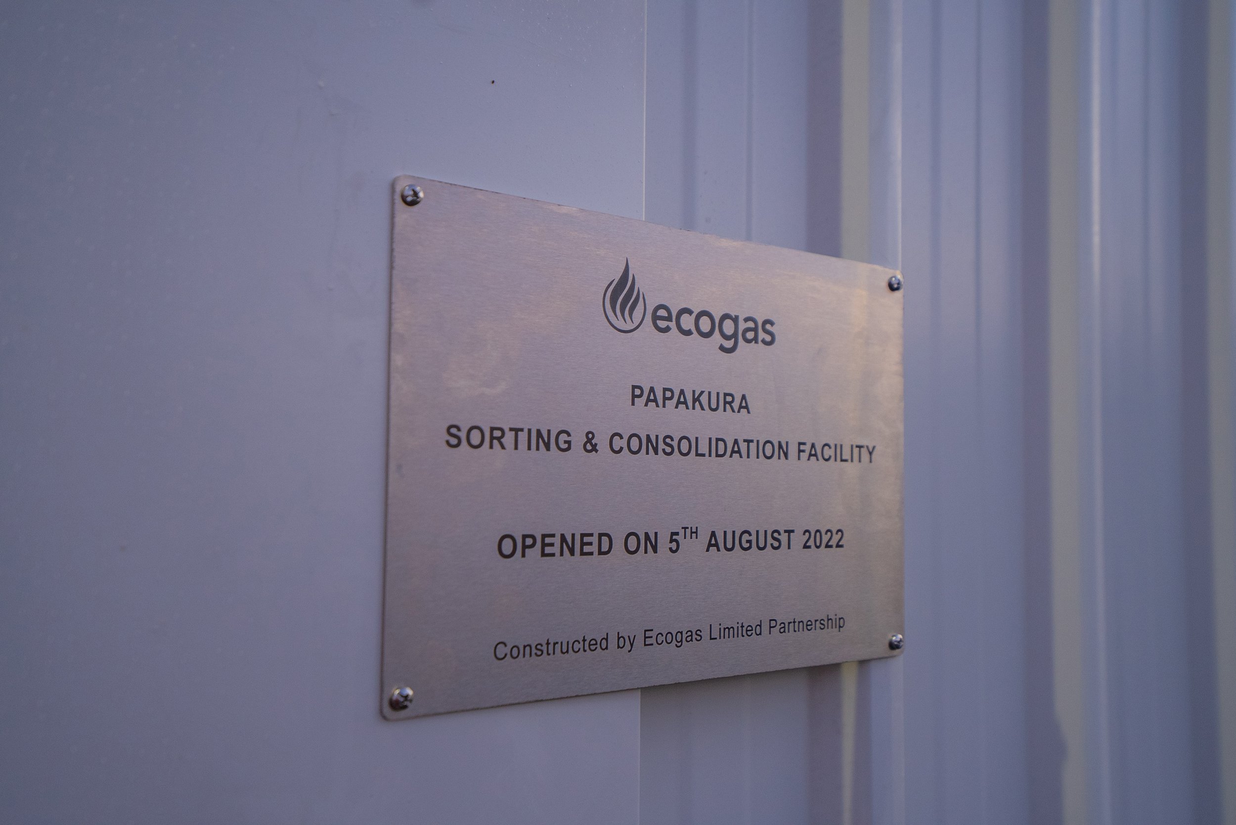 Plaque commemorating the opening of the Papakura SCF