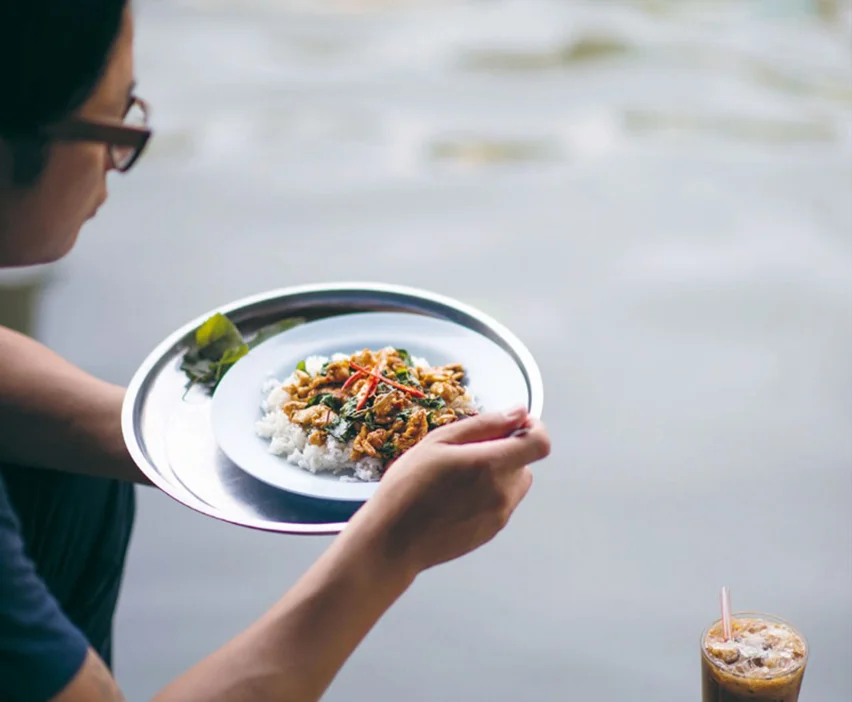 CHILLI AND BASIL CHICKEN WITH STEAMED RICE.jpg