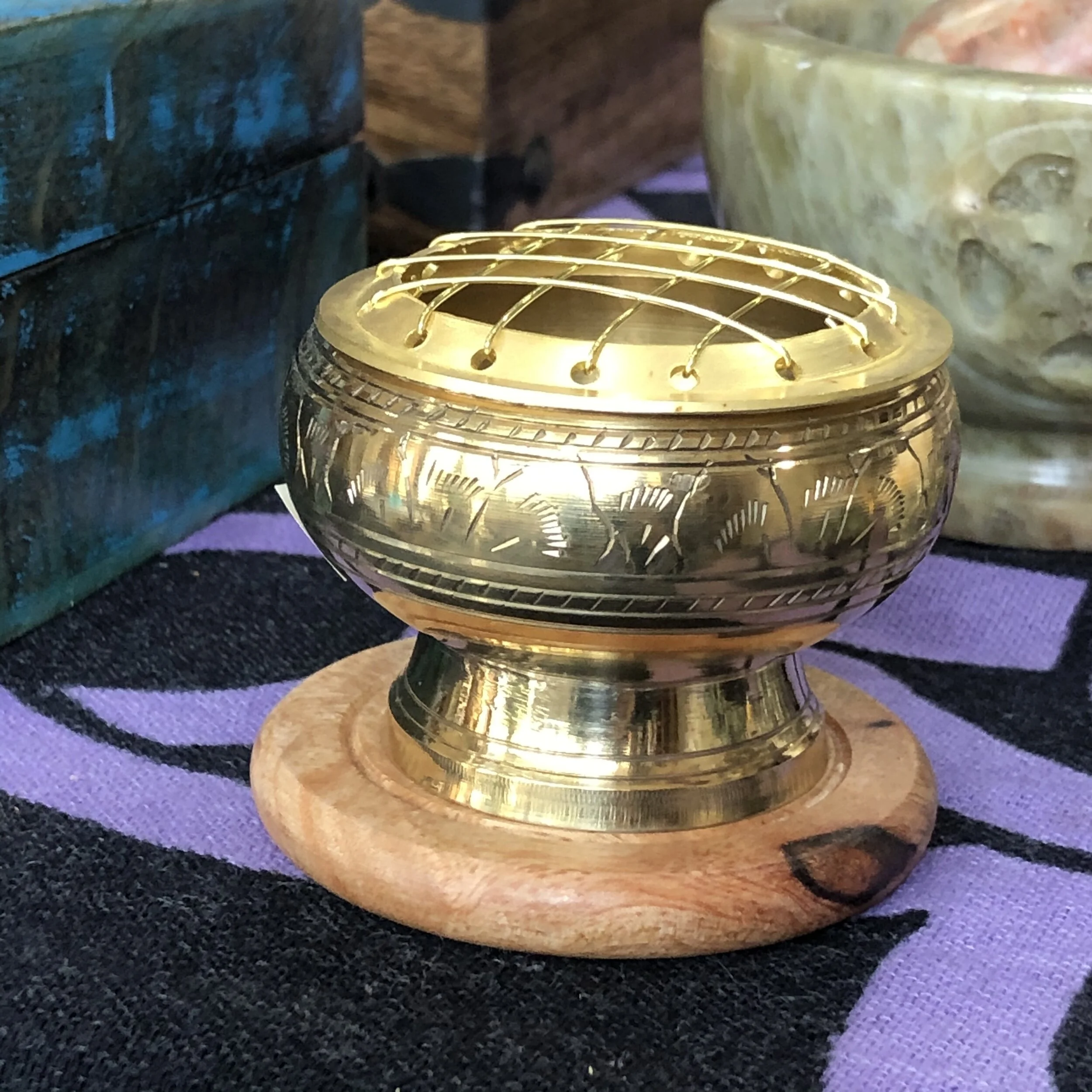 001E4E1C-44F3-412D-B585-E5DDD1D8097C