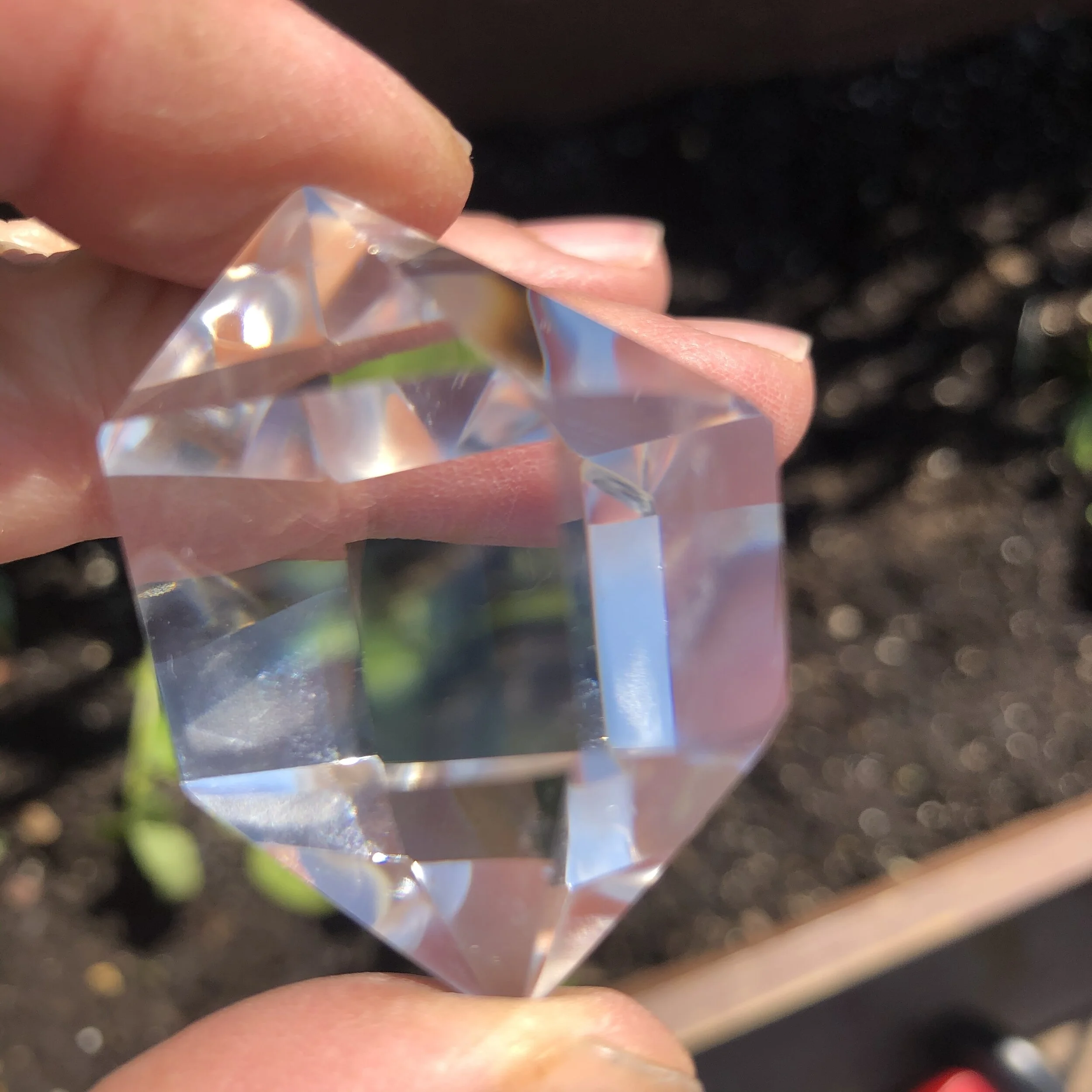 2A8AF7EF-4300-4A08-8CF5-DED1965F9367