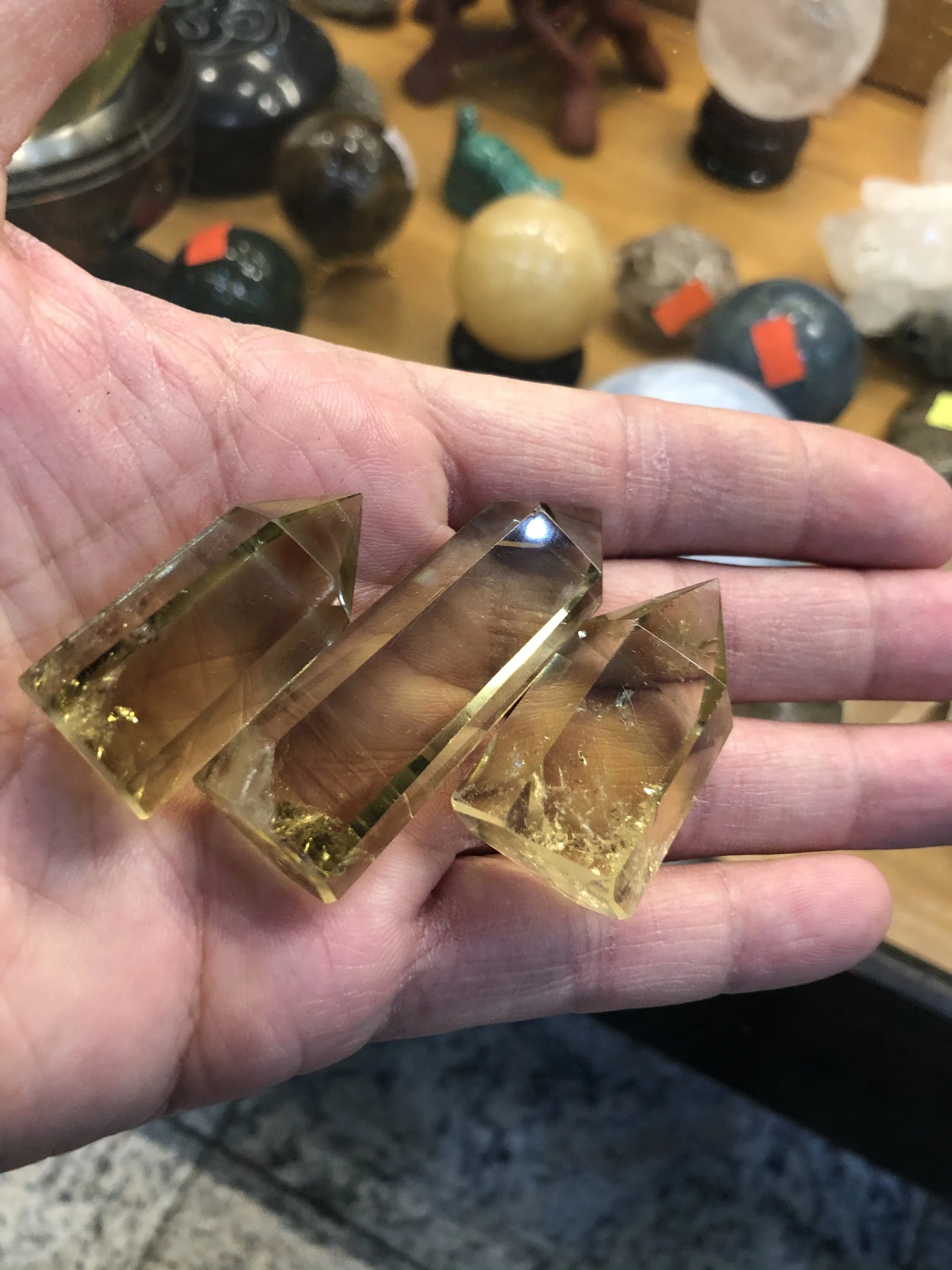 BA24DB92-F073-4ECE-9A85-FAB68EBF01E0