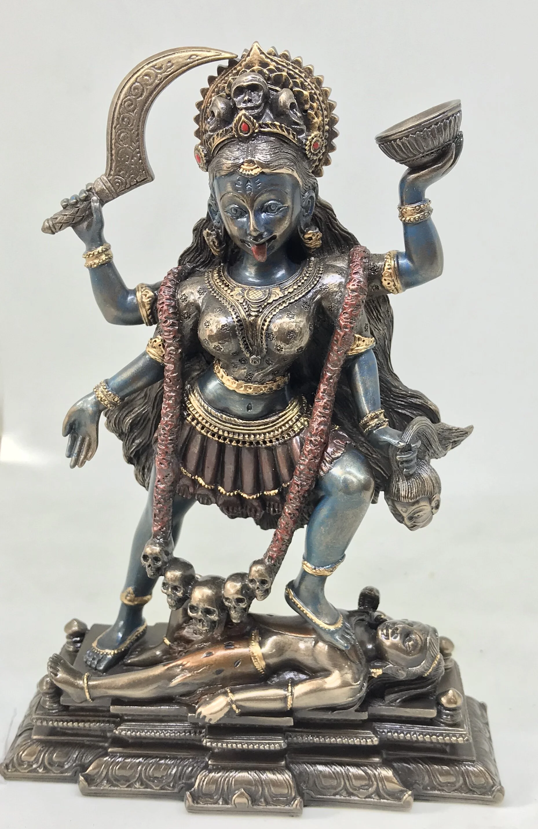 E8A07164-B562-48C5-86A6-FE045695A806