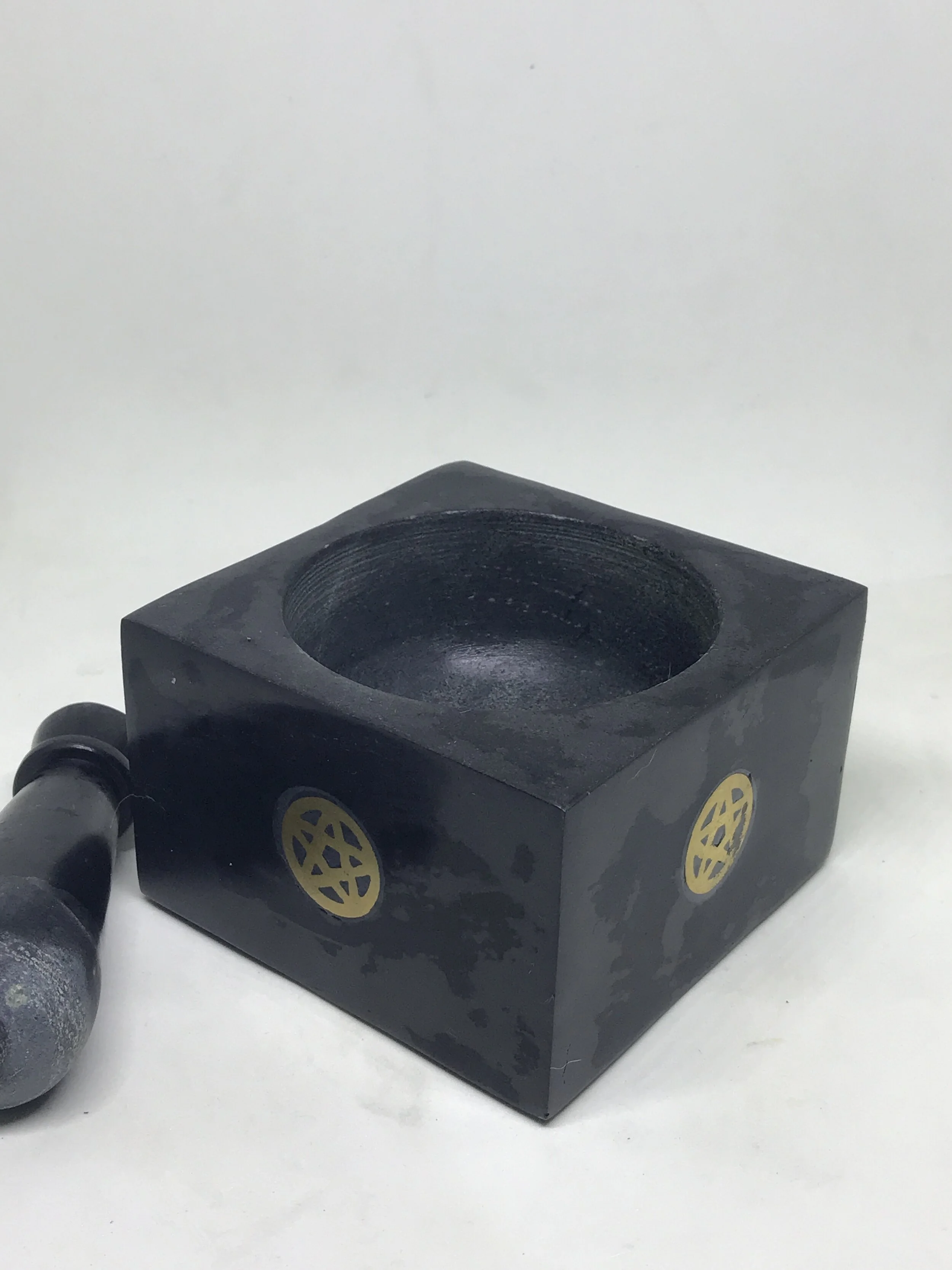 9C7413DA-3D07-459F-ACC3-43BE2CC1C084