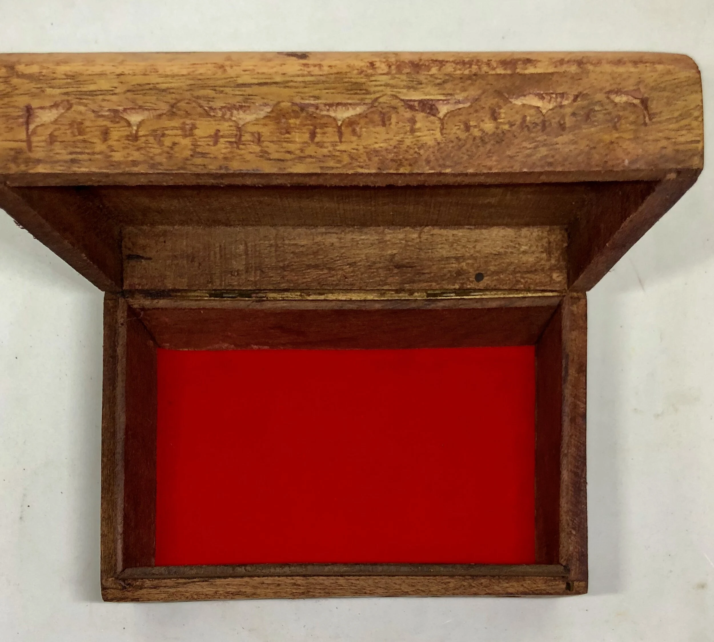 D9629544-28E7-425B-B73E-10EFD00AE2A8