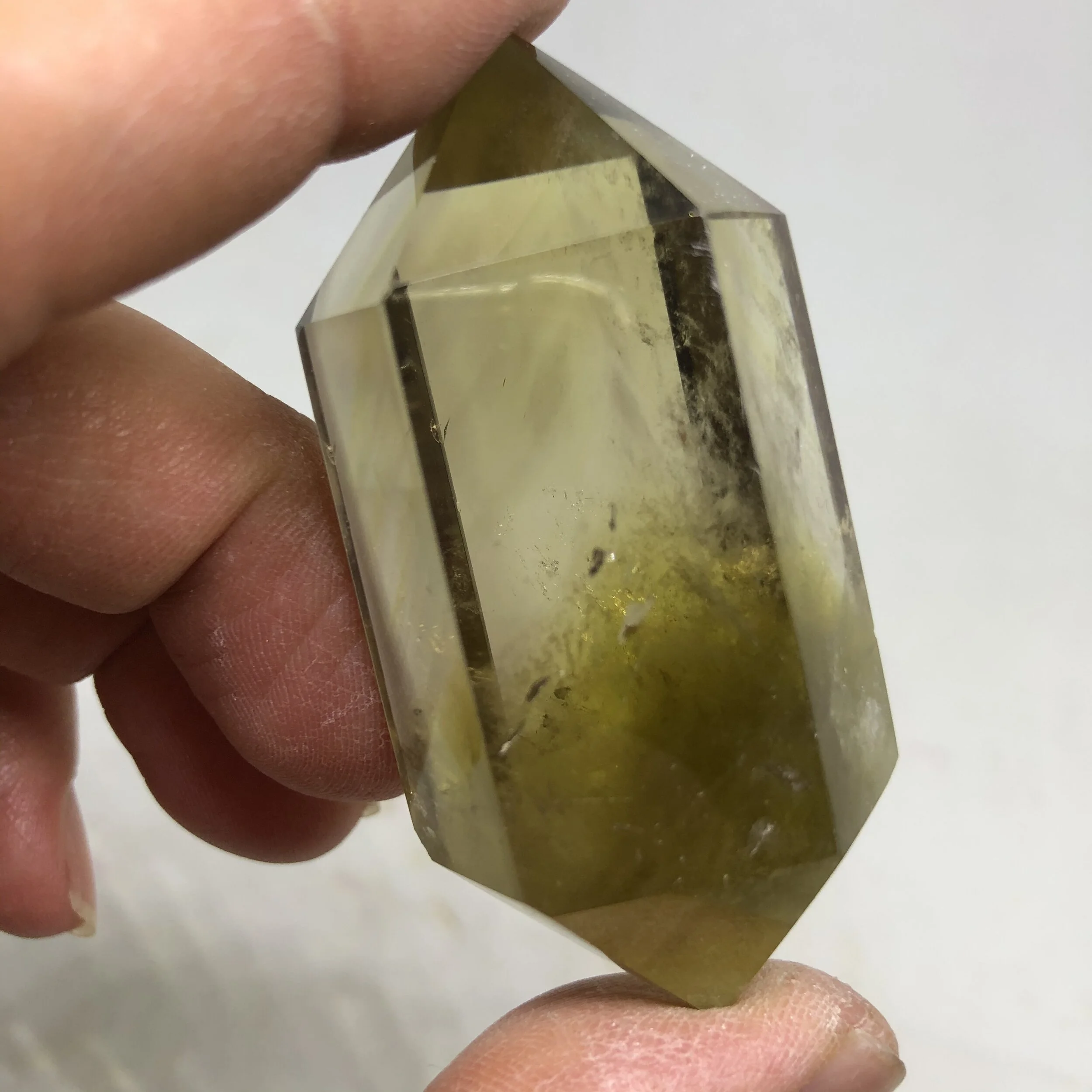 84A5B99E-DF18-400F-9912-9AB870156D6C