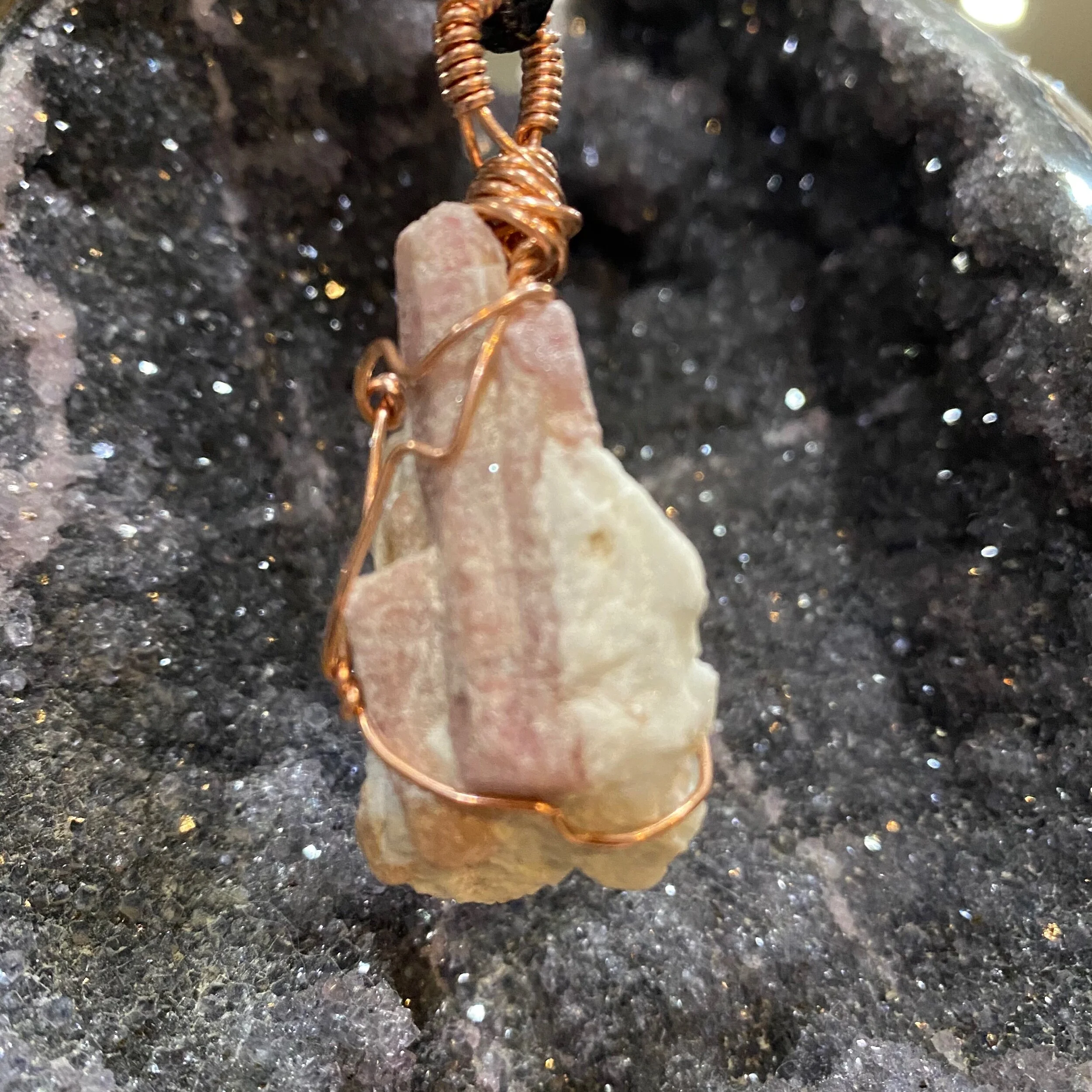 17E7CC7A-752B-40C8-BDCA-6B44058BC17F