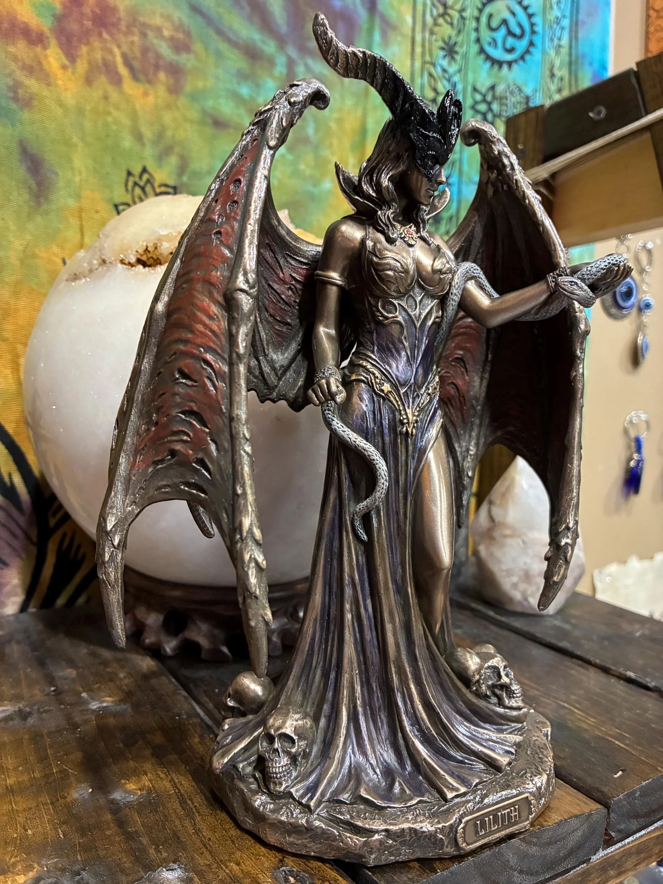 https://i.etsystatic.com/14297145/r/il/1a8e2f/7862172727/il_fullxfull.7862172727_g0p0.jpg