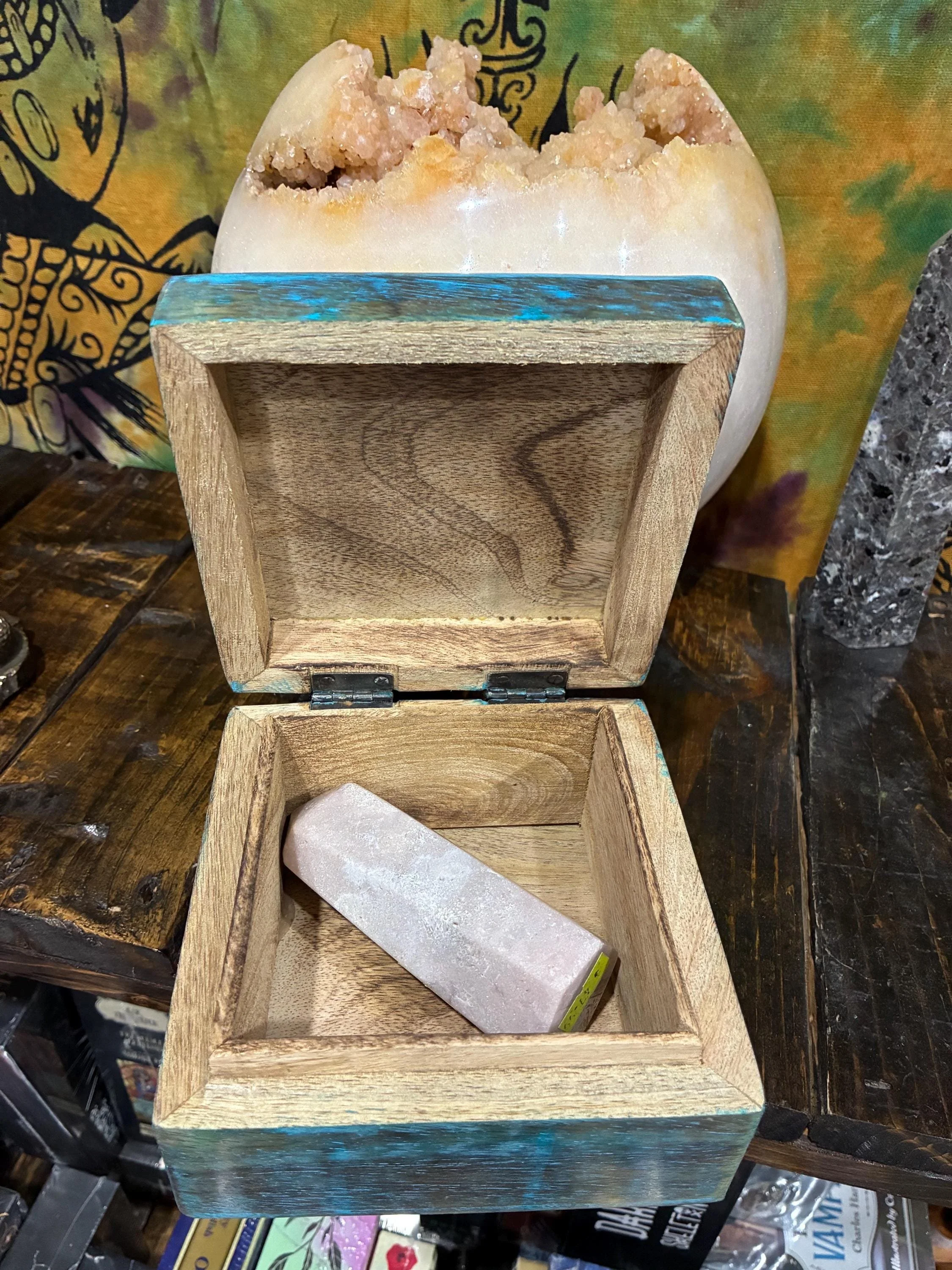 https://i.etsystatic.com/14297145/r/il/4b5205/7767182898/il_fullxfull.7767182898_sunz.jpg