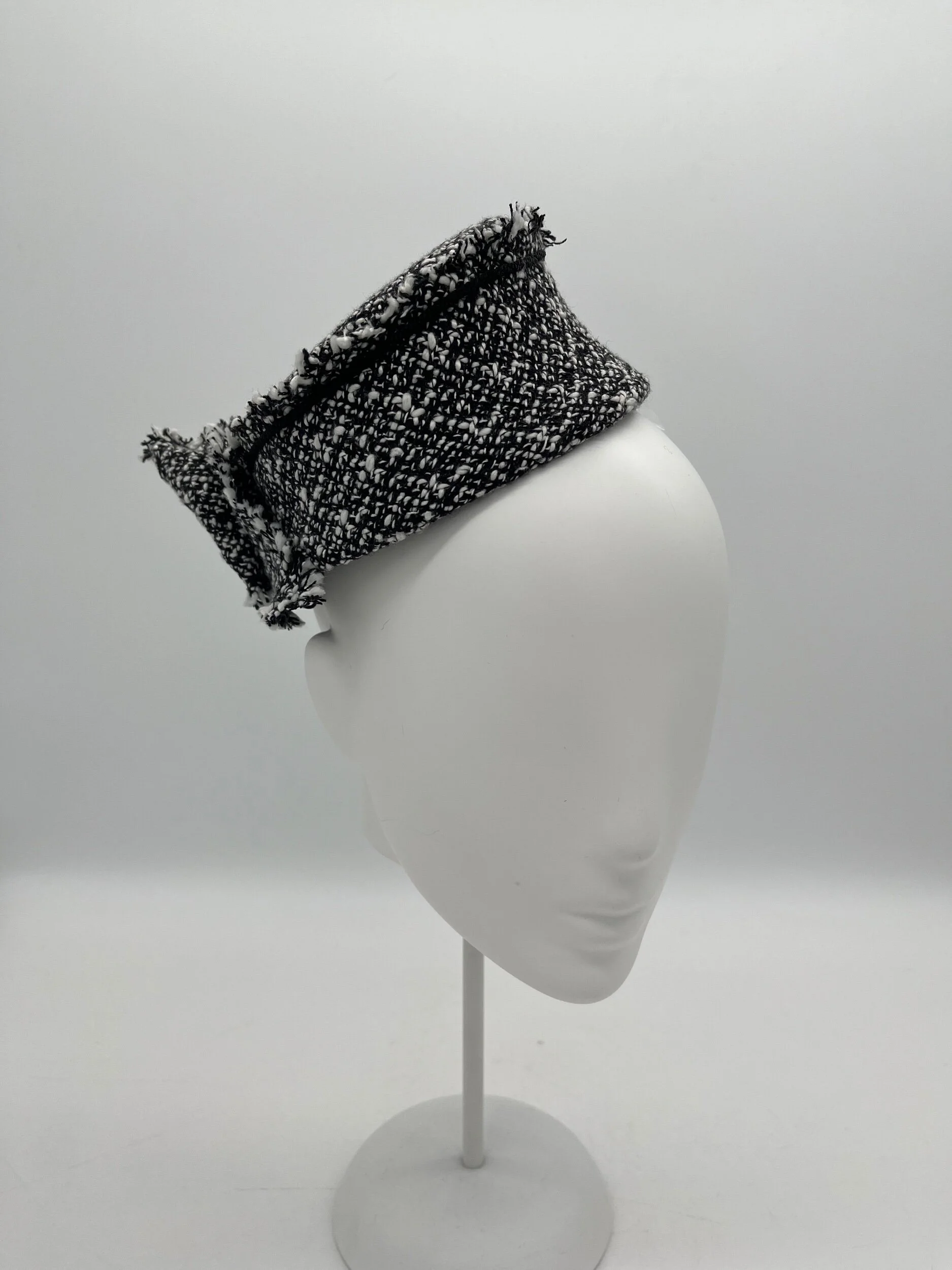 BA3D6AC3-CF20-44FC-A3A9-83E76AFEDB71