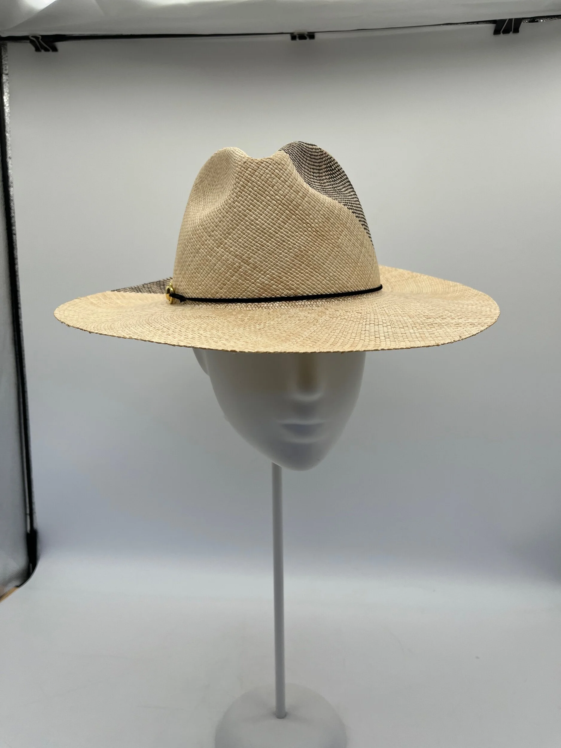 26930F0A-CF49-4628-92E1-144549AA4662