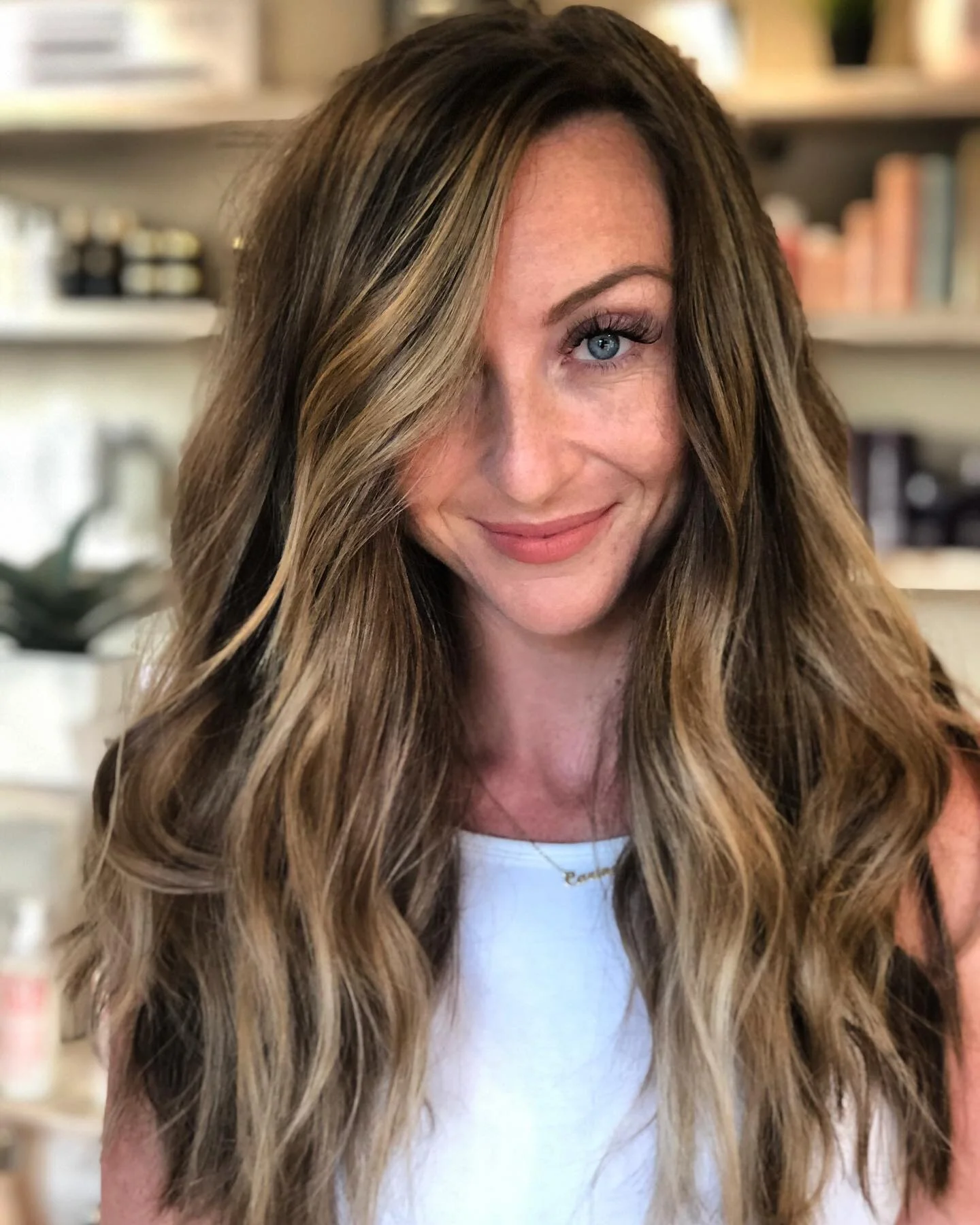 Sunkissed #brunette with all the rich tones⚡️