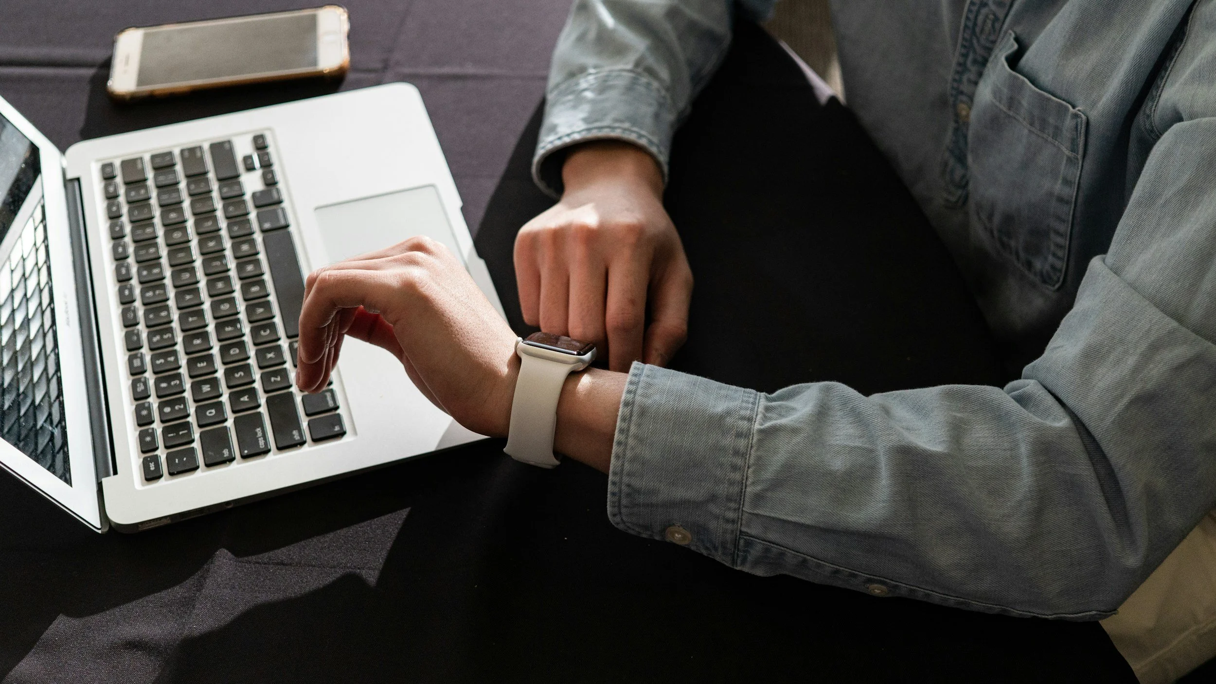 AI Is Making People More Productive. It Isn't Changing How Organisations Work.