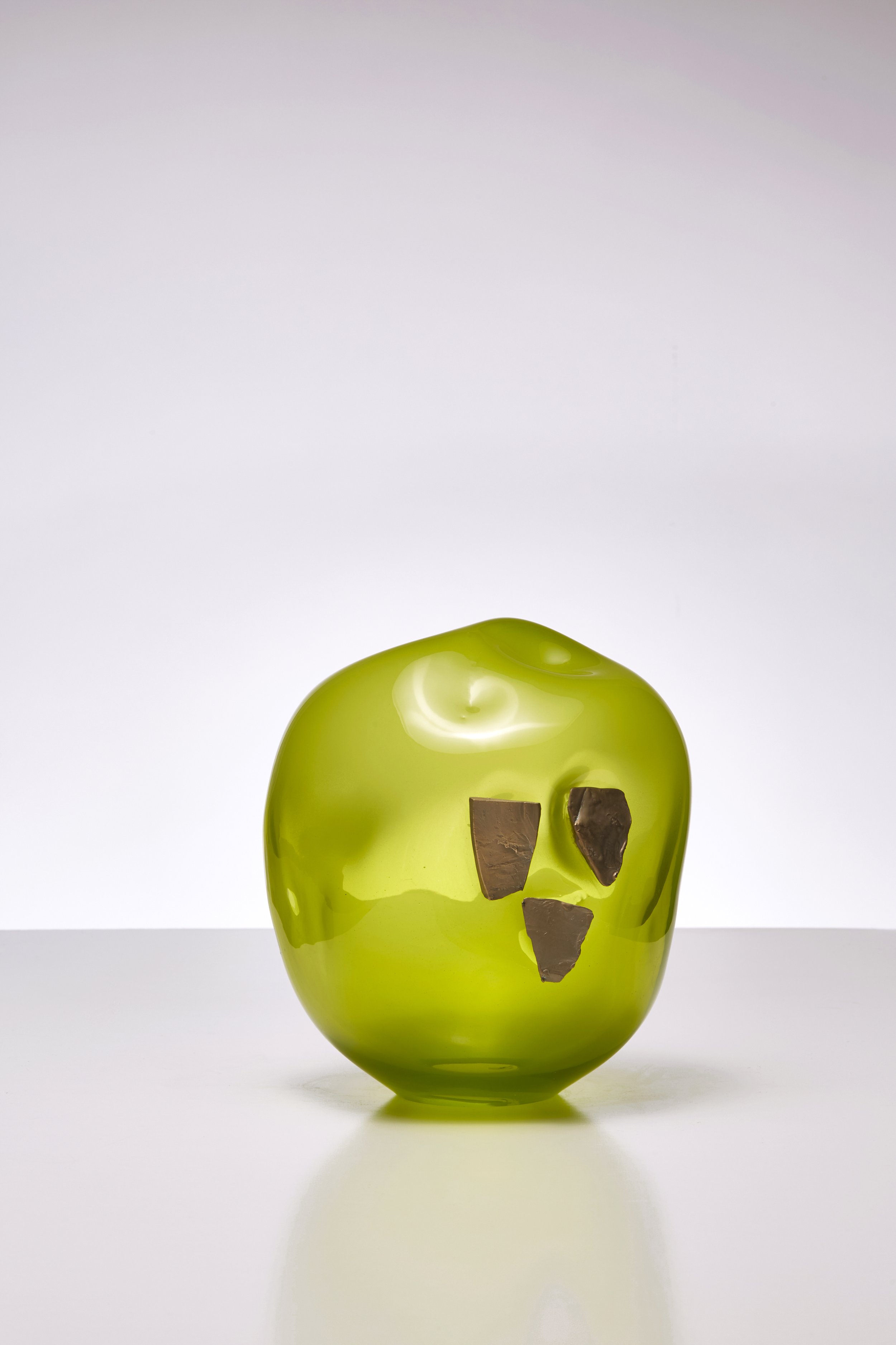Frosty 2024 hand blown glass, bronze, 22 x 18 x 20 cm