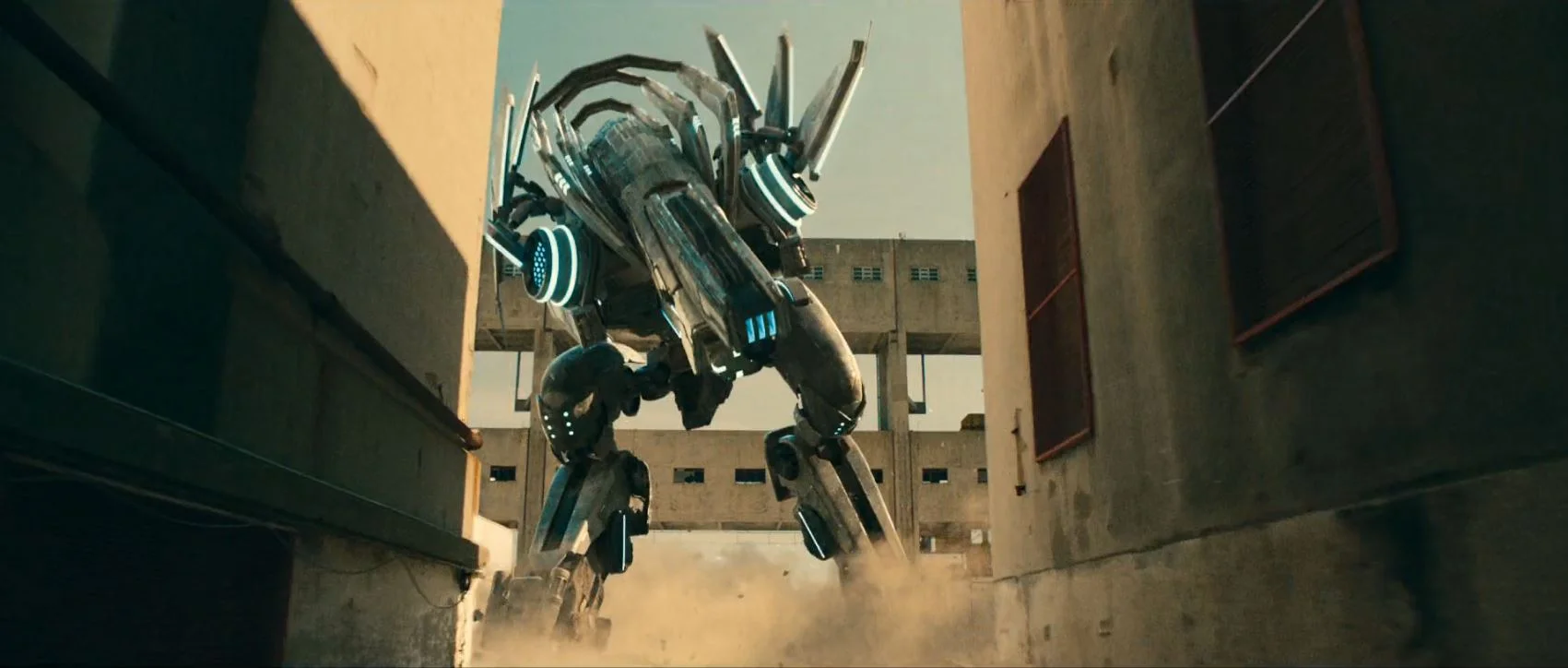 TOYOTA C-HR Crossover The World