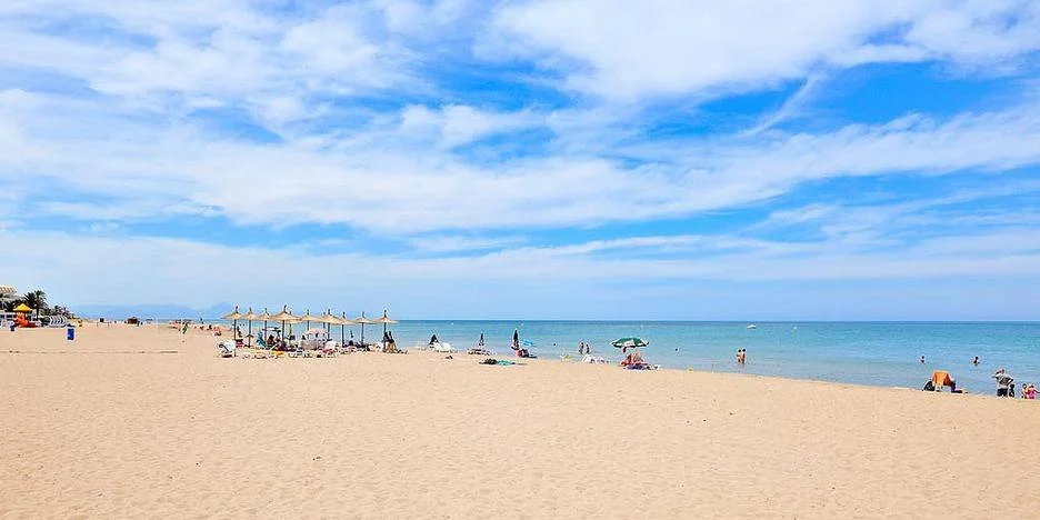 Playa Les Marines · www.dénia.net