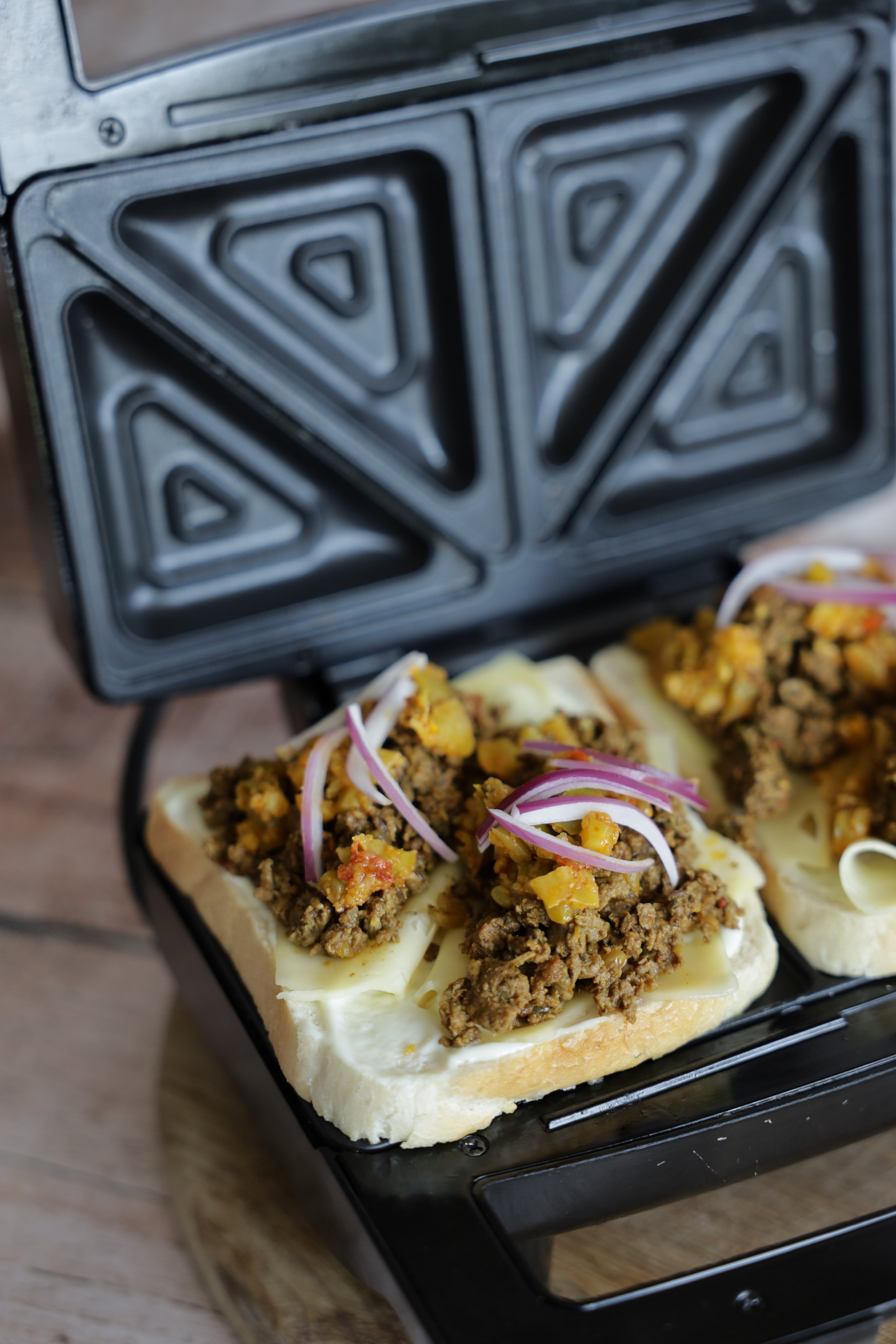 Mince Curry &amp; Atchar Snackwich Recipe