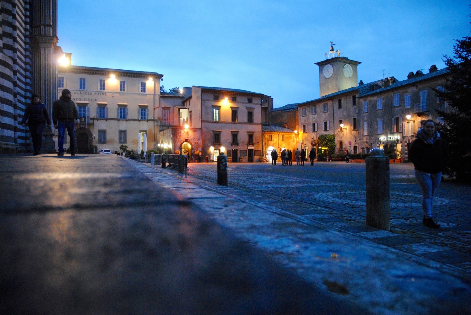  Piazza del Duomo on a winter evening 