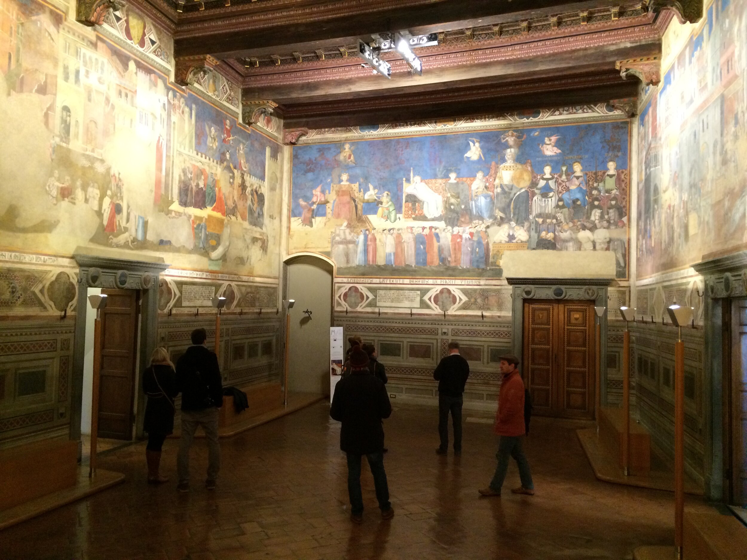  In January we have the Sala dei Nove in the Siena palazzo pubblico, with Lorenzetti’s frescoes of good and bad government, all to ourselves. 