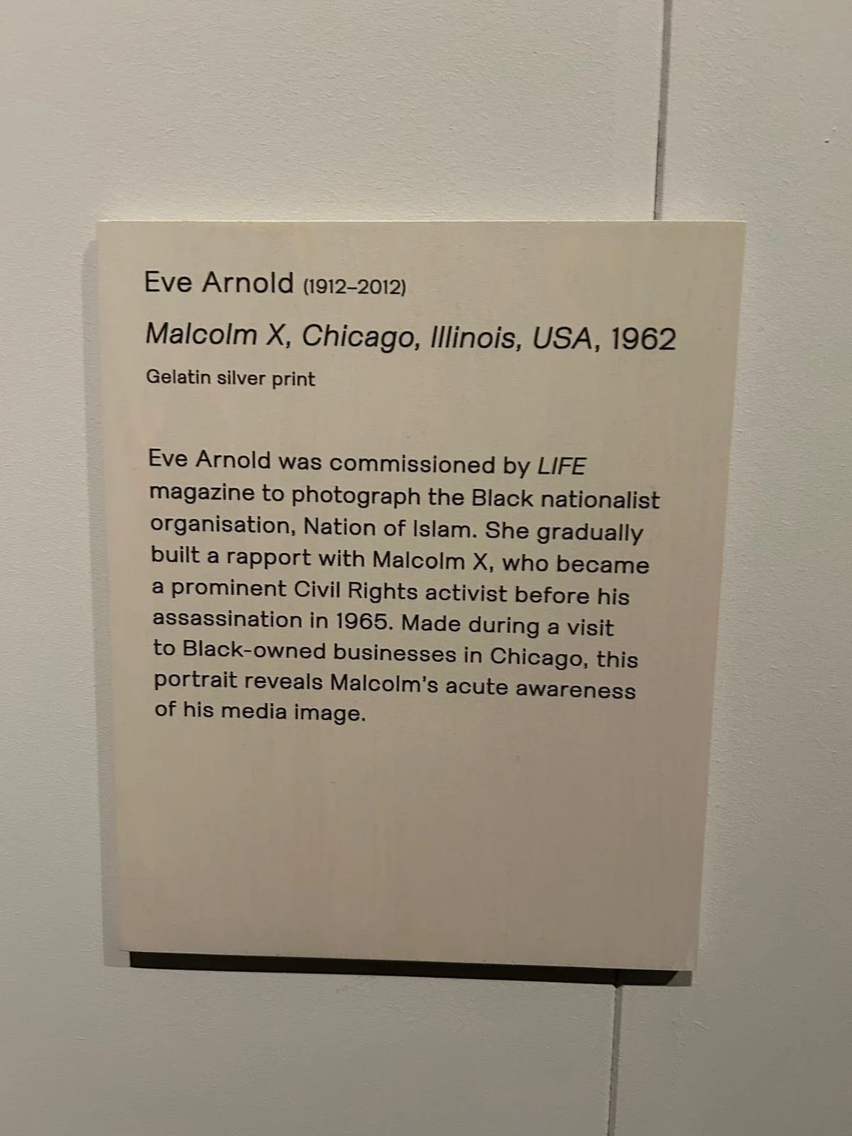 Caption at the V&A